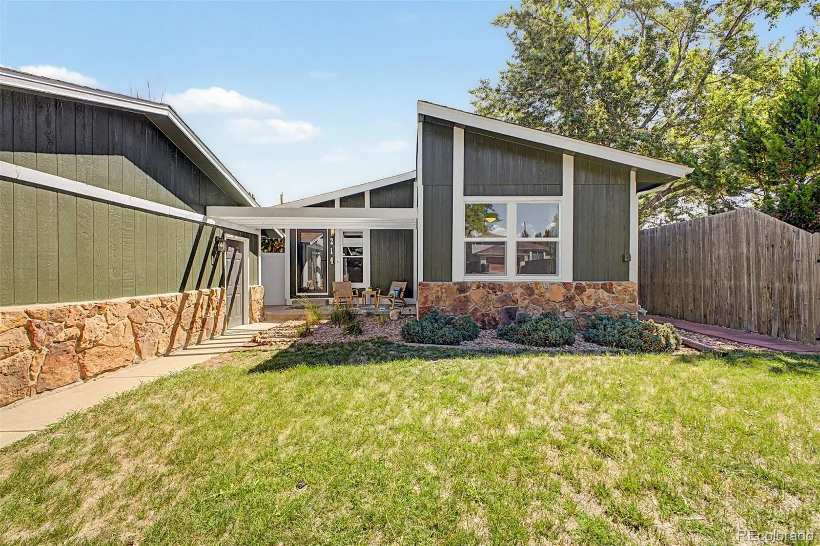 Golden Hills Estates