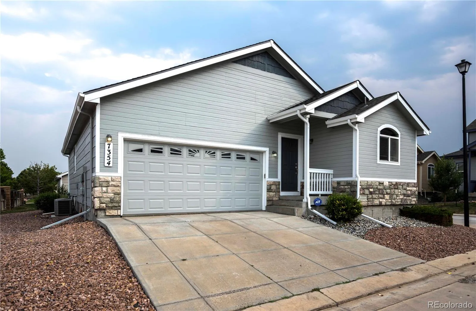 Courtyards at Woodman Hills South