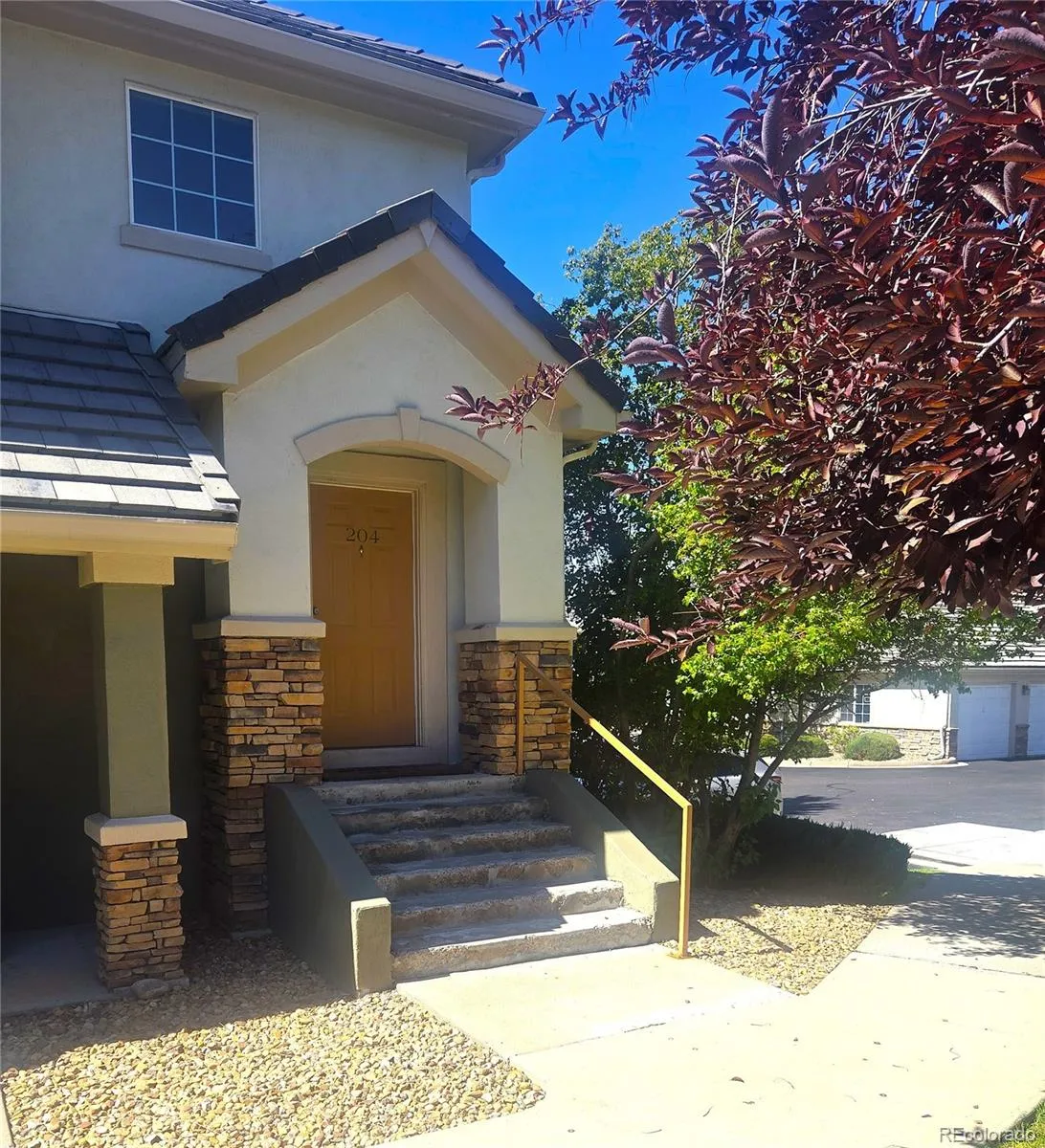 Homestead at Saddle Rock East Condos Ph2 Blg 1& 2