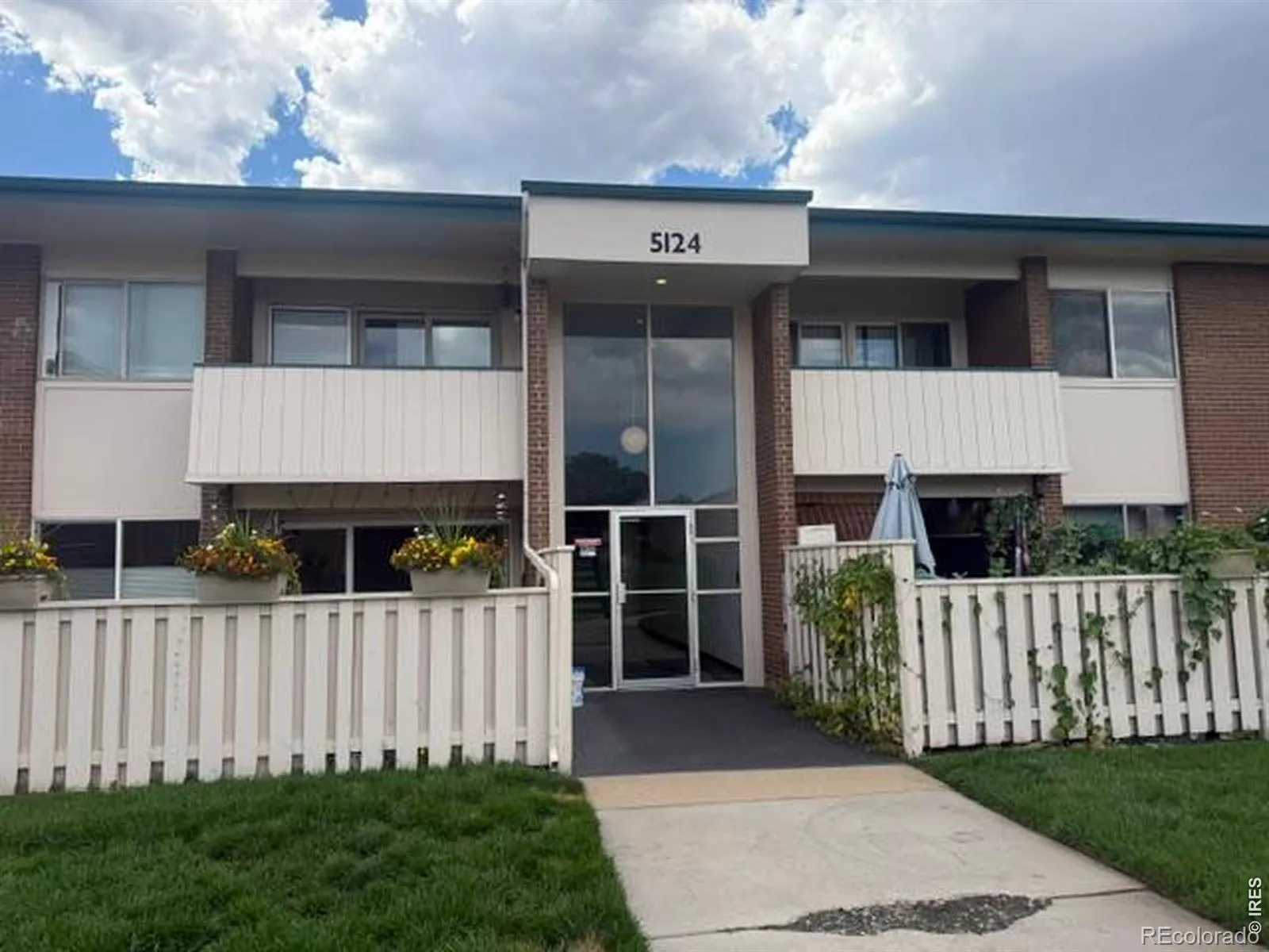 Stonegate Twnhms Condos Ph 1
