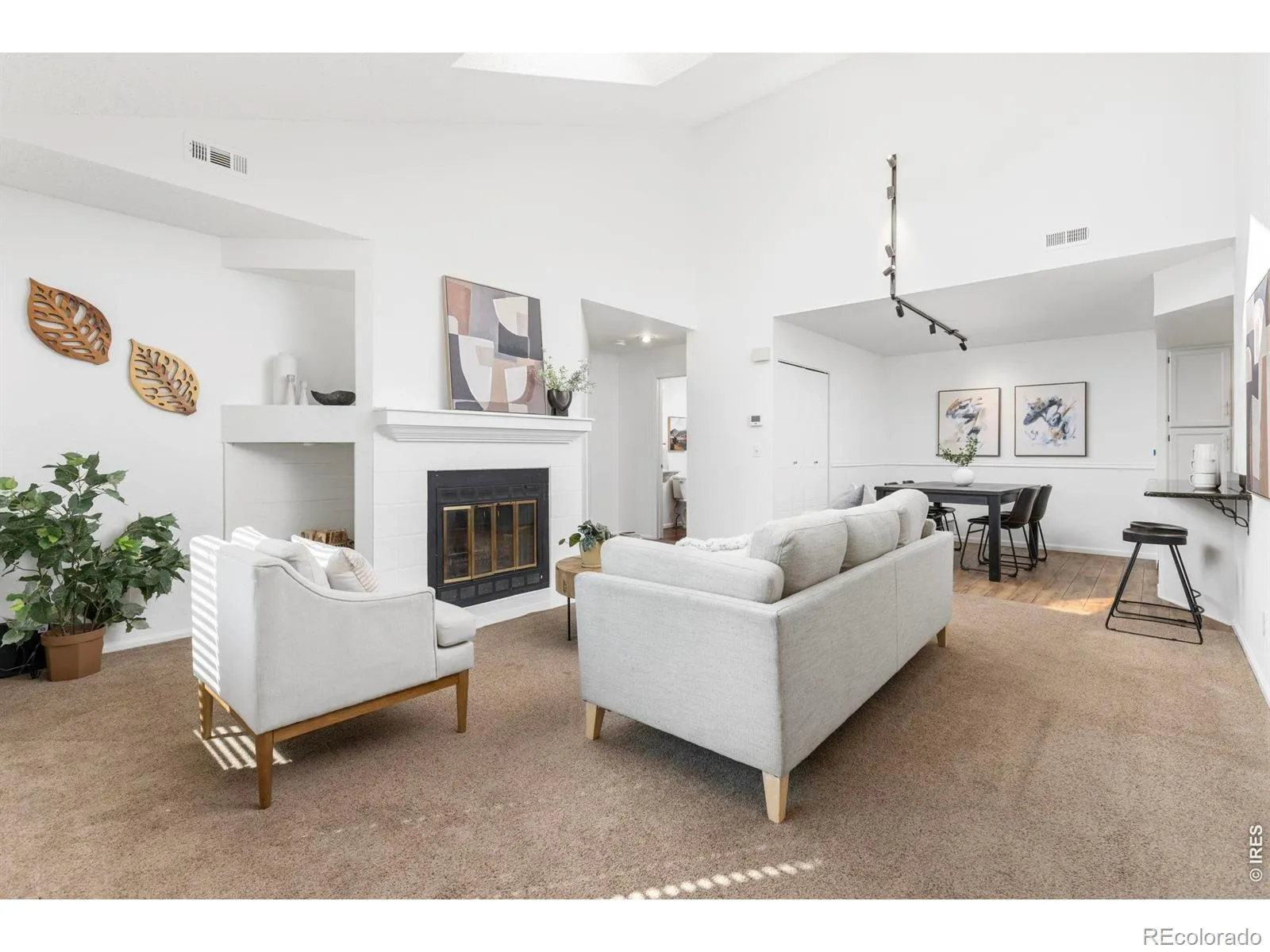 Spanish Oaks Condo