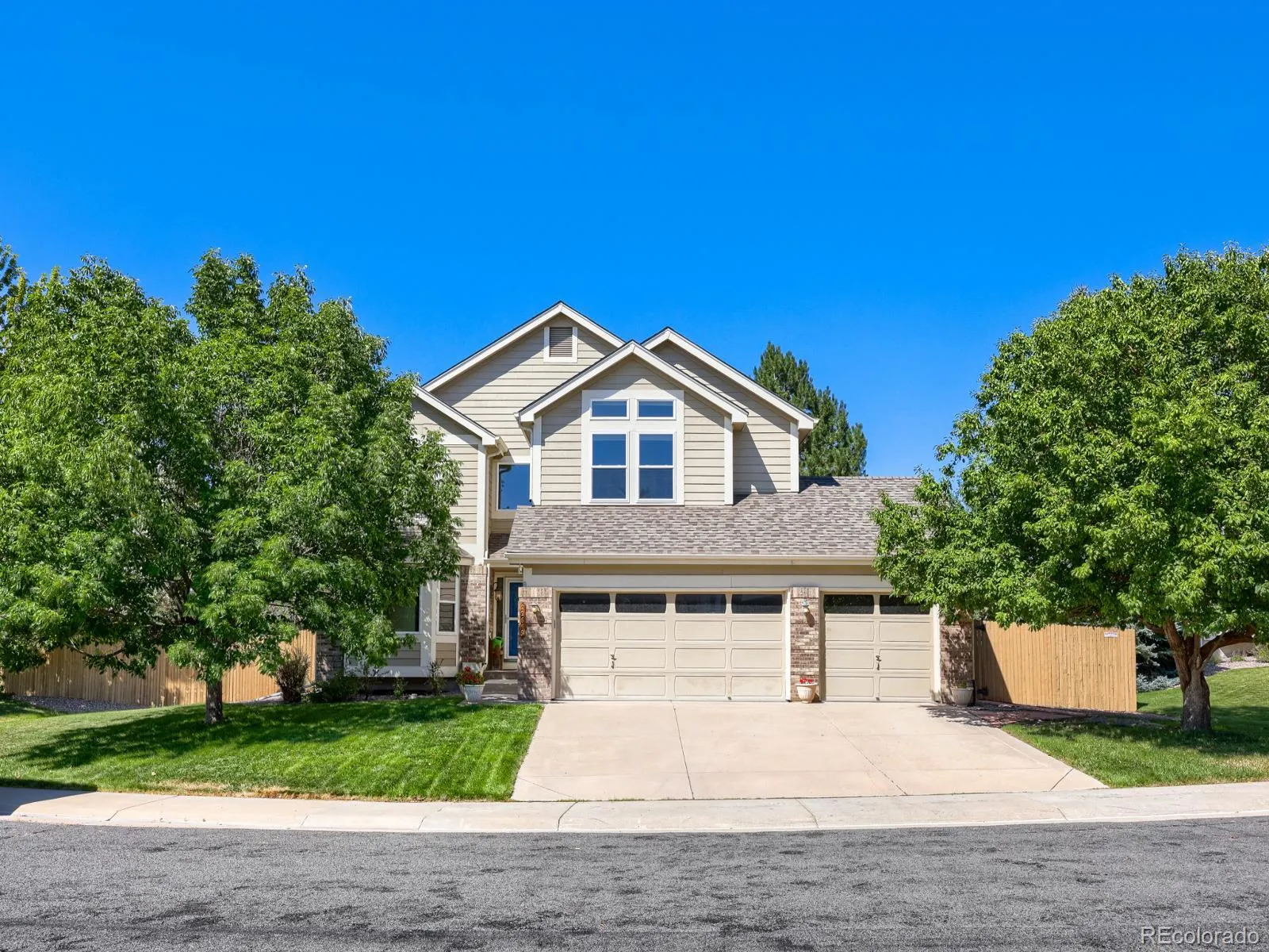Saddle Rock Ridge