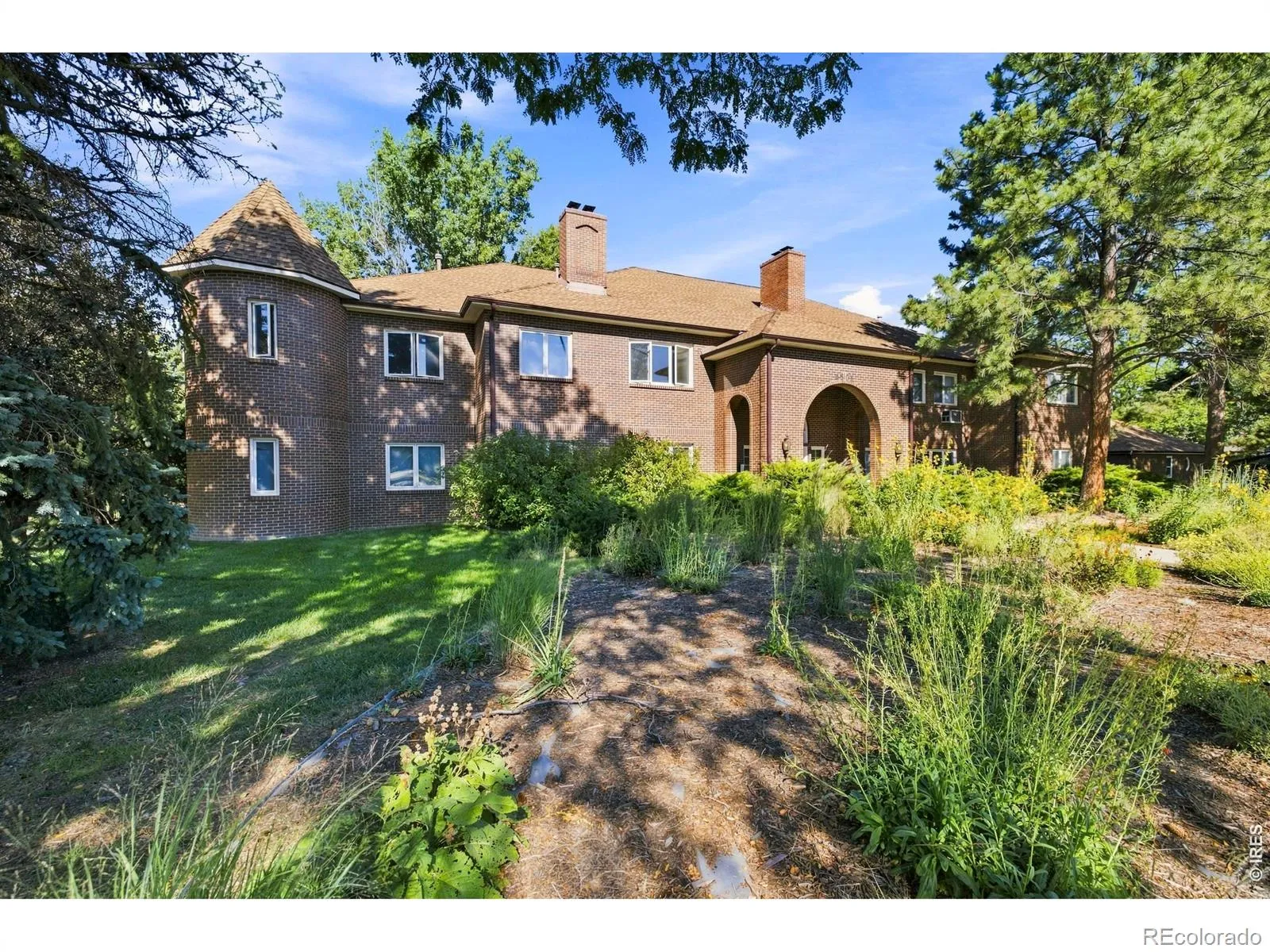Regency Park Condo