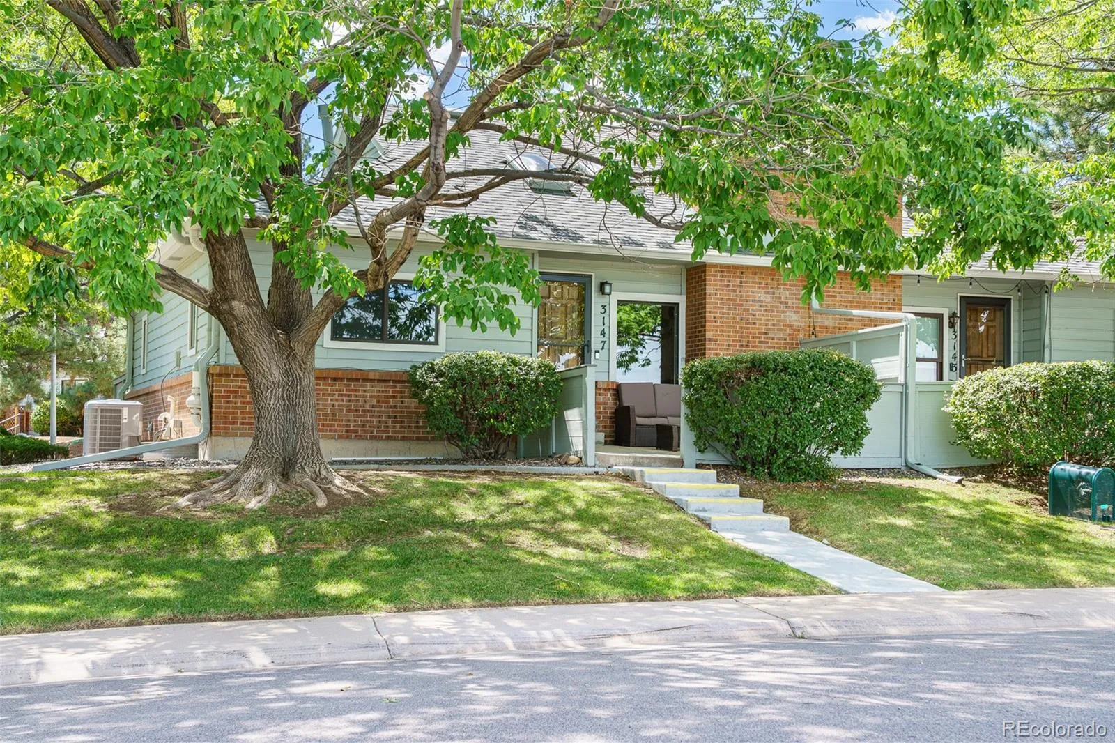 Hidden Hills Townhomes