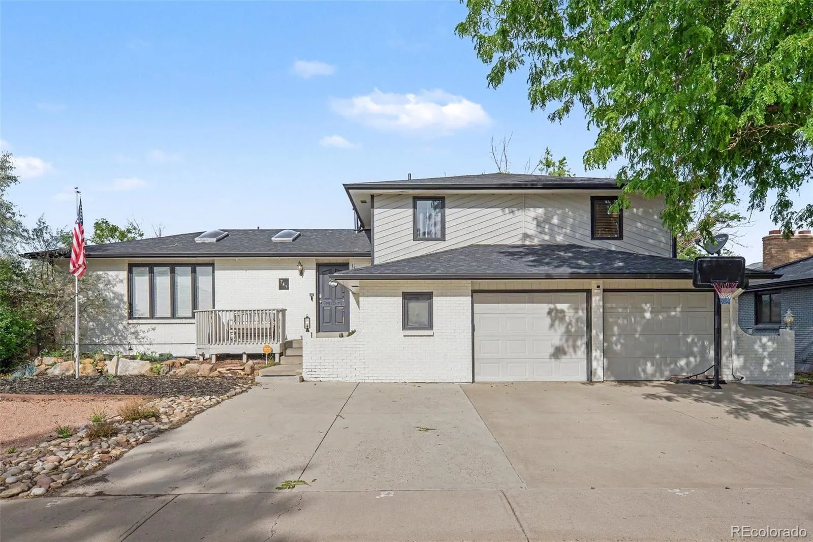Lone Pine Estates