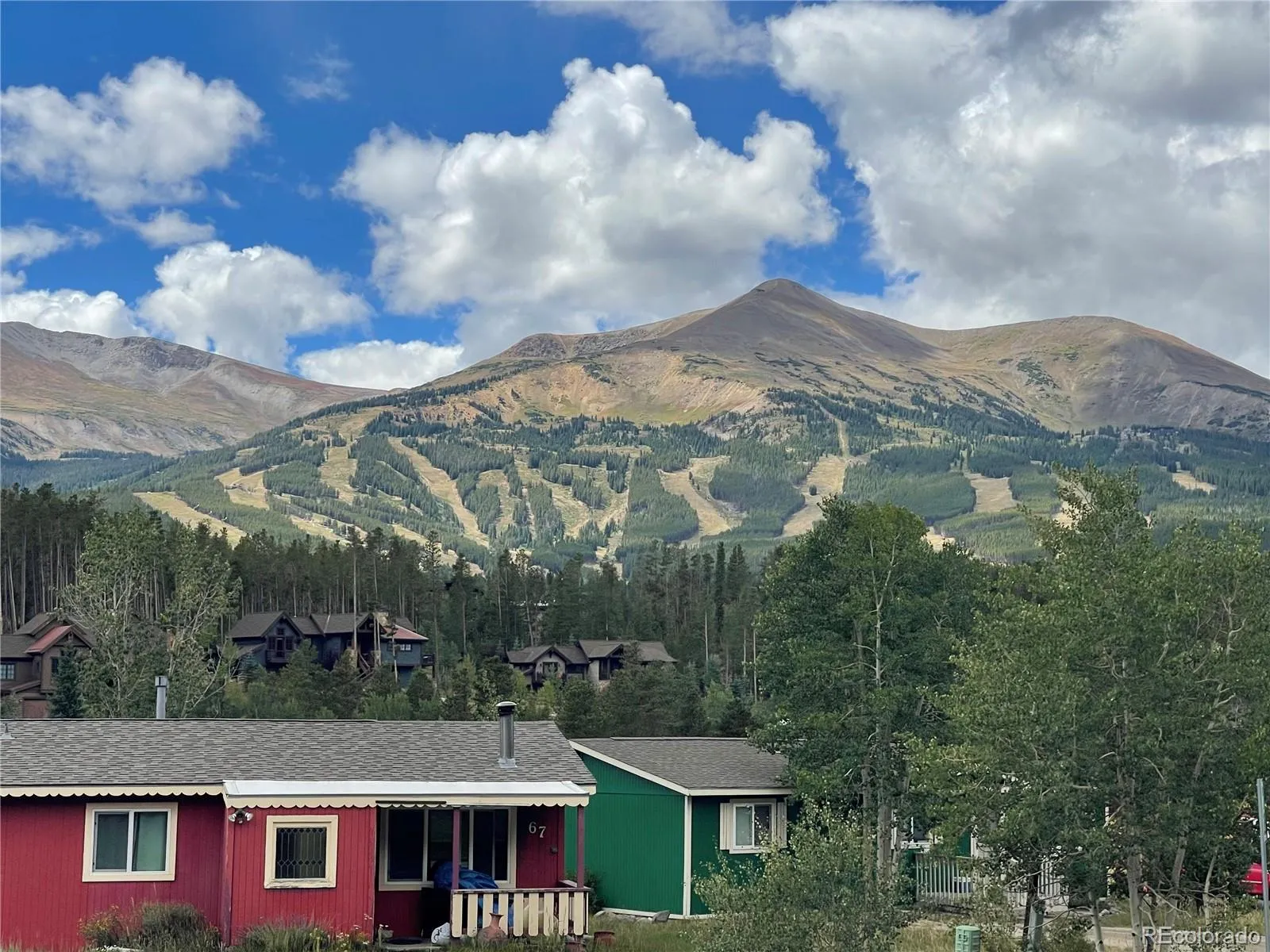 Valdora Village