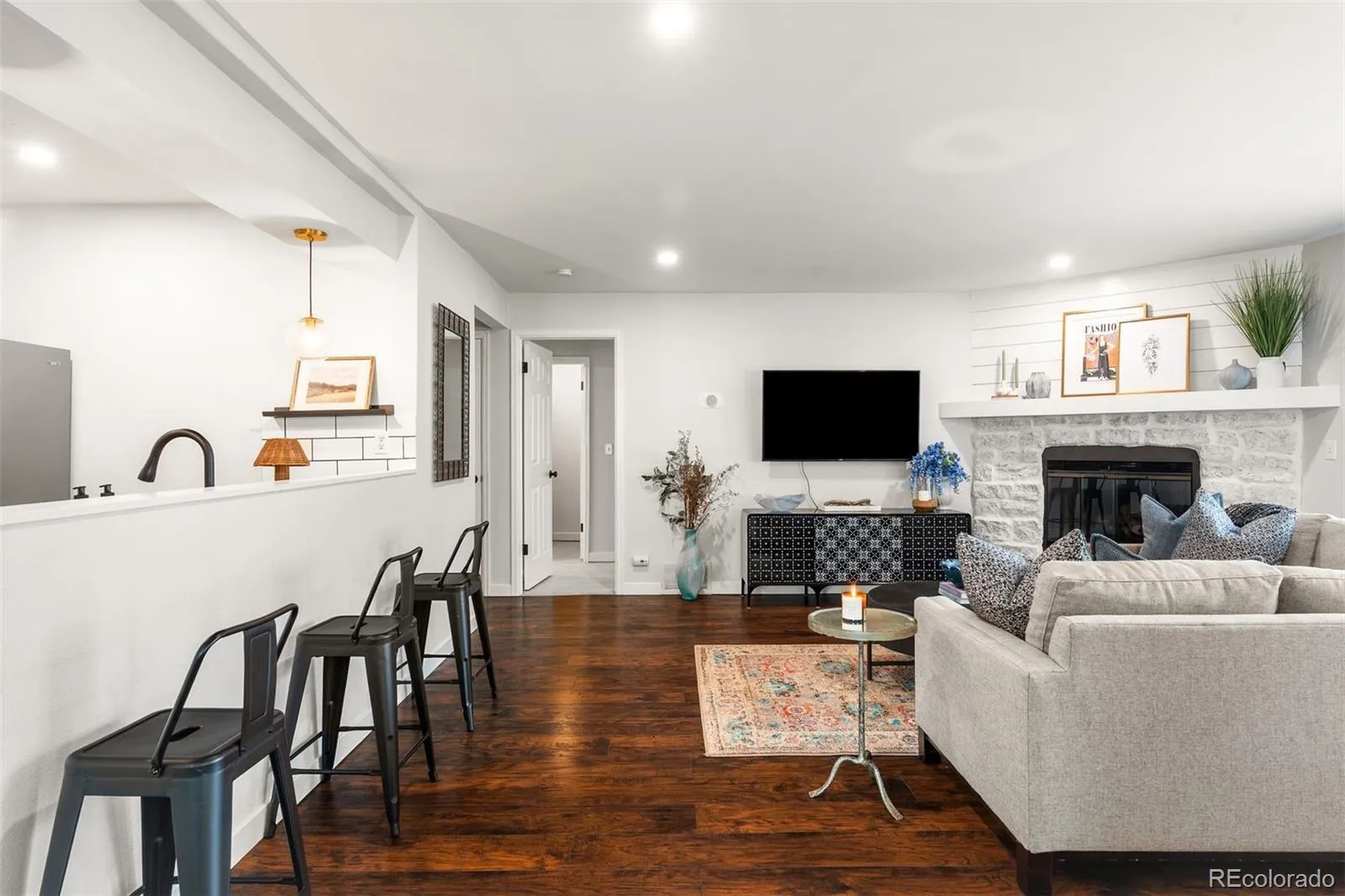 Academy Pointe