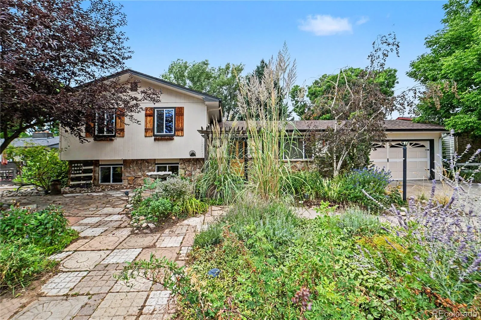 Thunderbird Estates