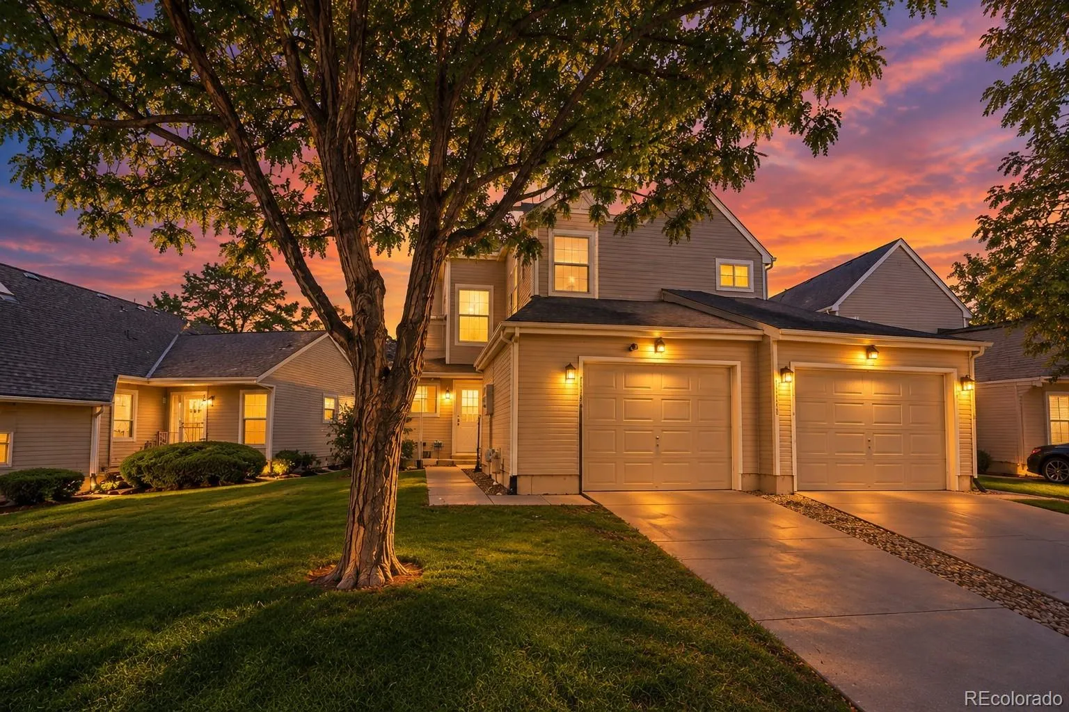 MEADOWLAKE WEST TOWNHOUSES