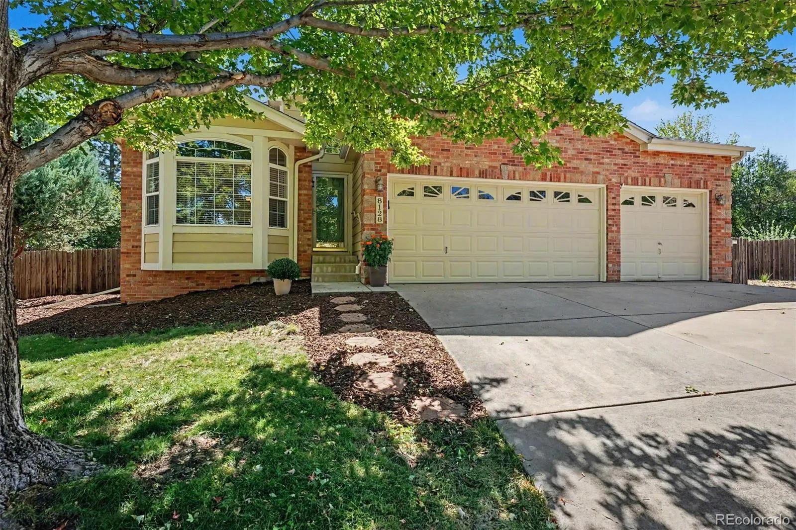 Tapestry Hills / Castle Pines North