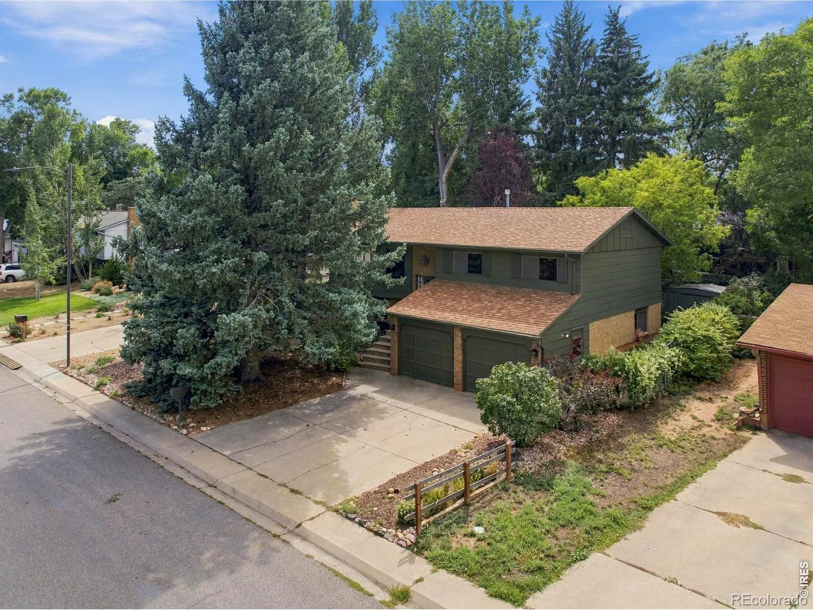 South Meadowlark Heights