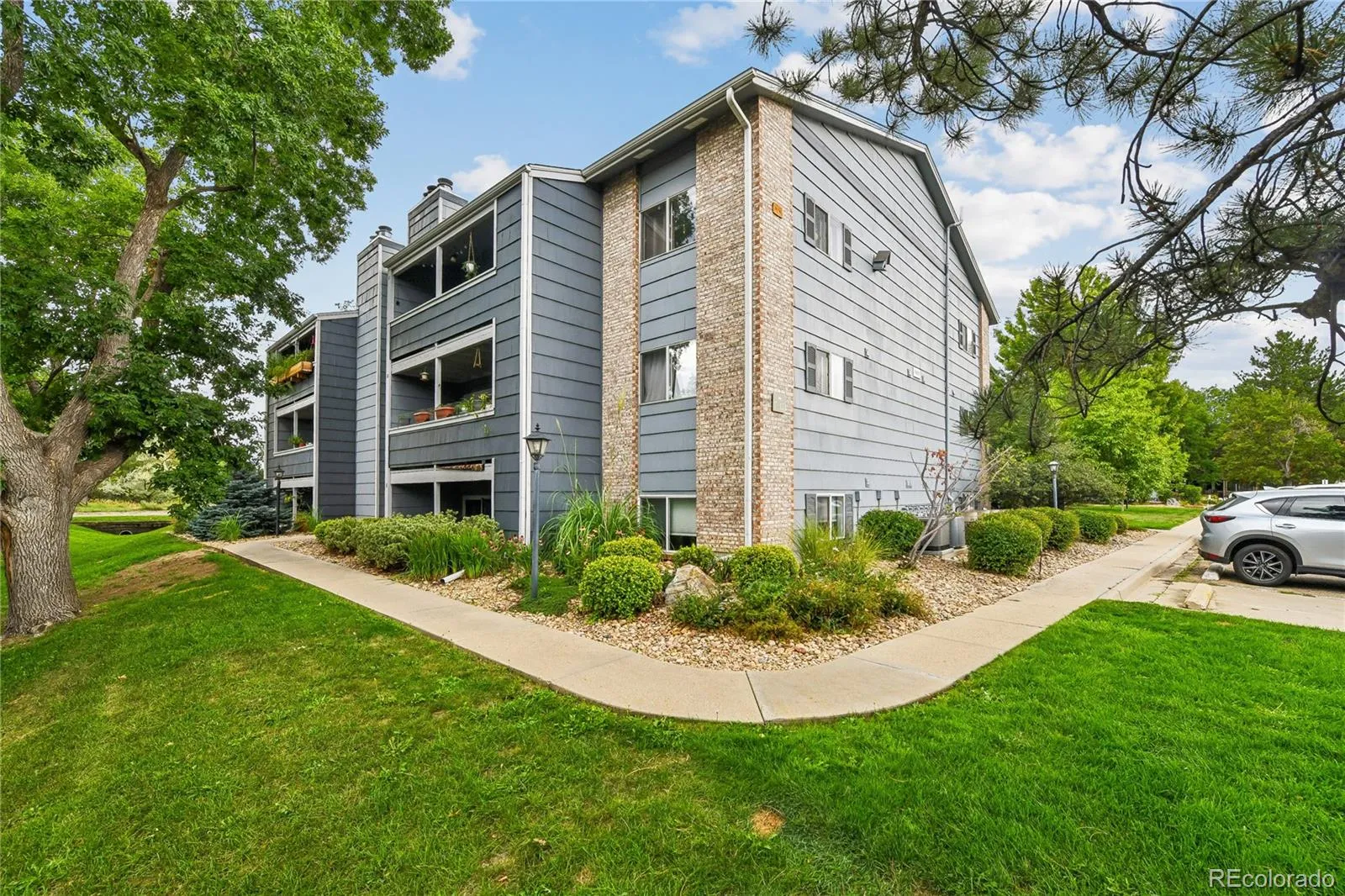 Hunter Creek Condos