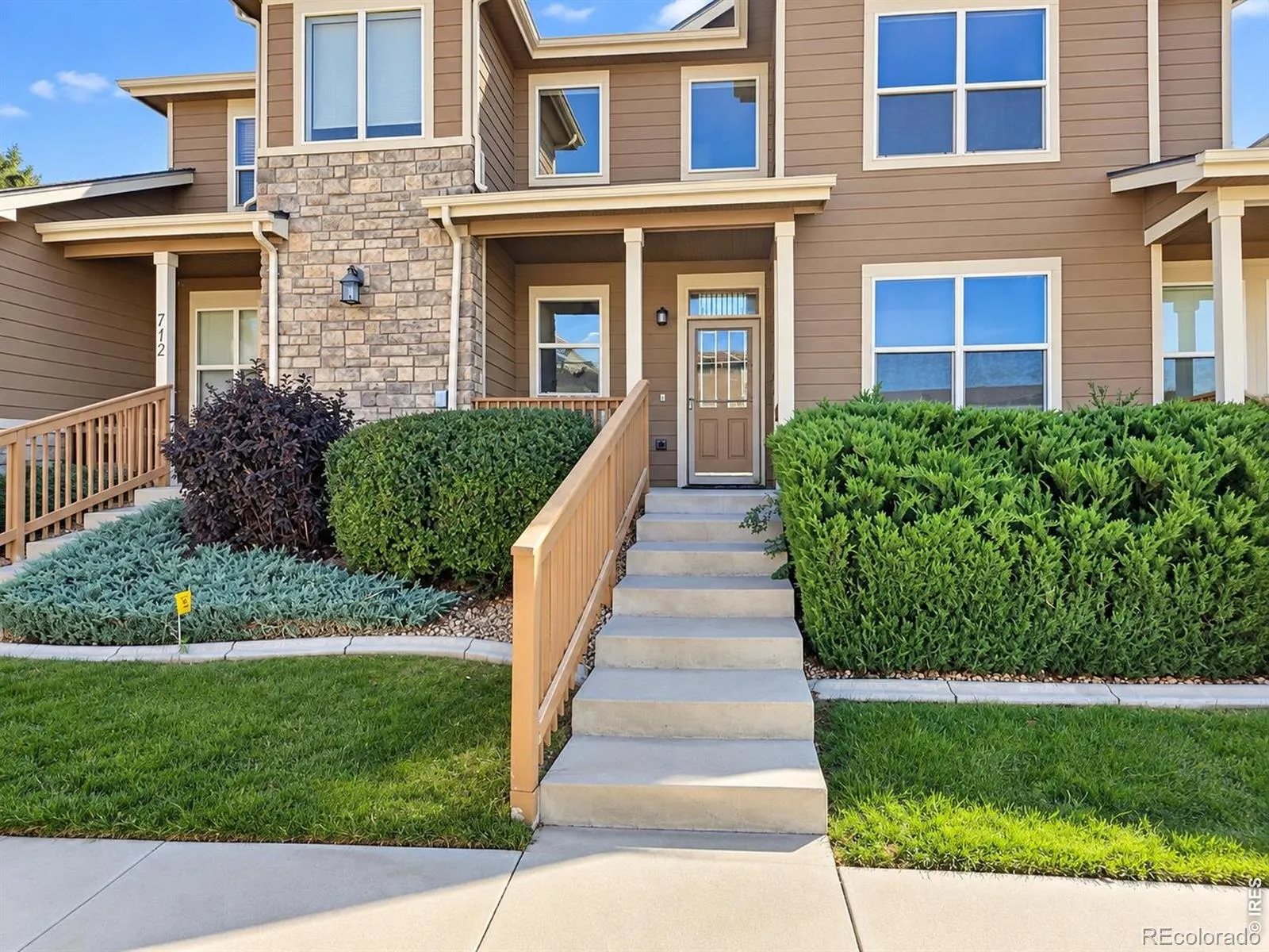 Mountain View Condos Ph 8 Bldg 7