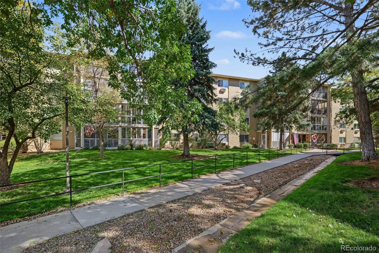Heather Gardens 5th Flg Lt 1 Blk 1 Condos