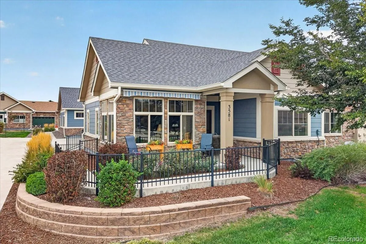 Eastlake Lifestyle Community
