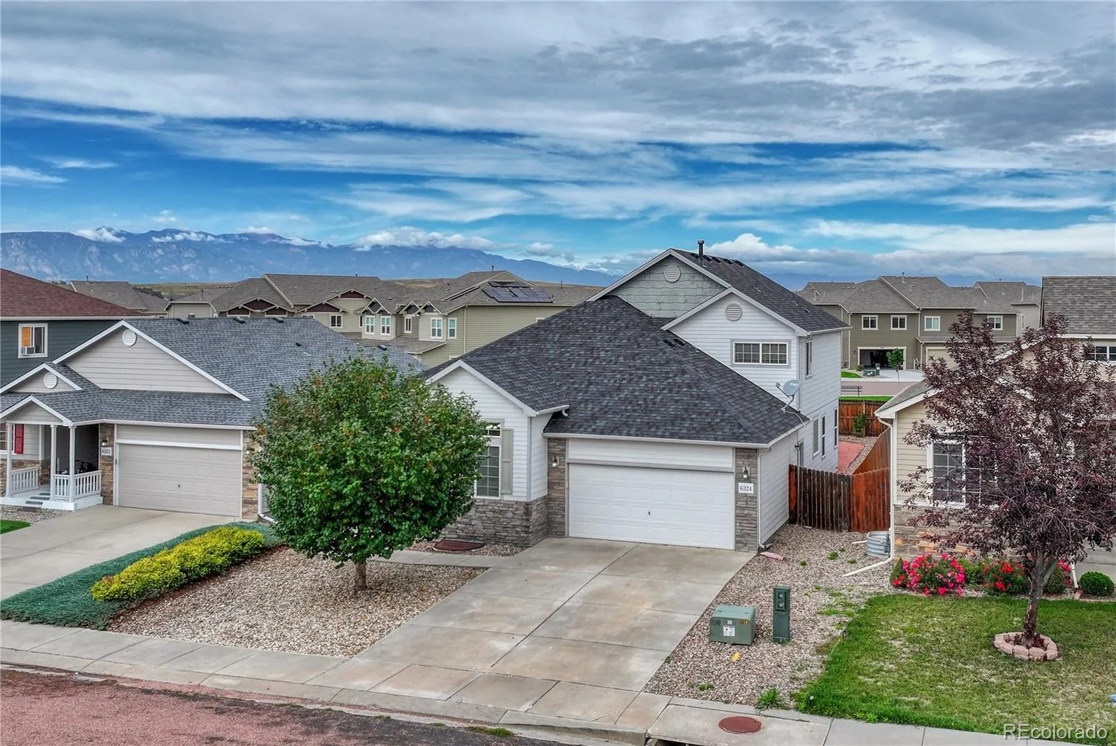 https://lorsonranch.com/district-2/