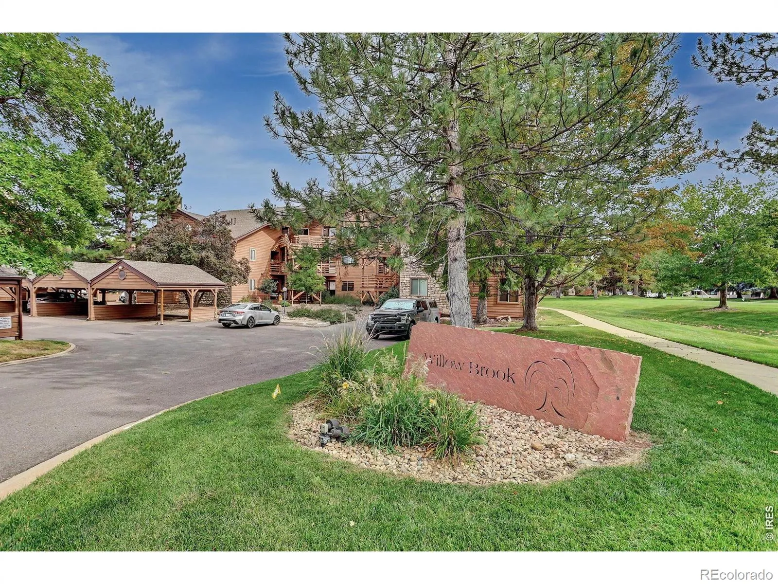 Willowbrook Condo