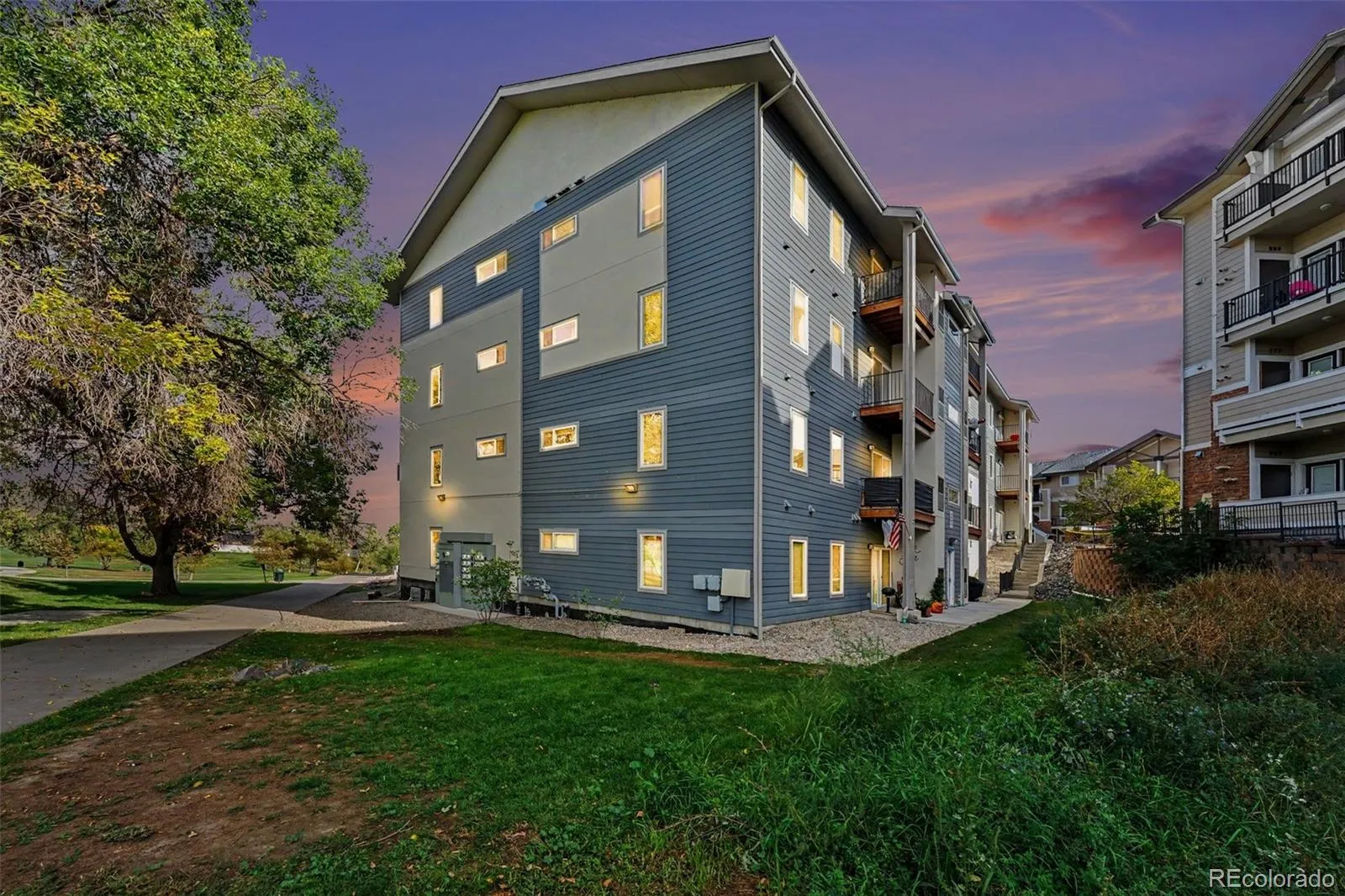 Roth Park Place