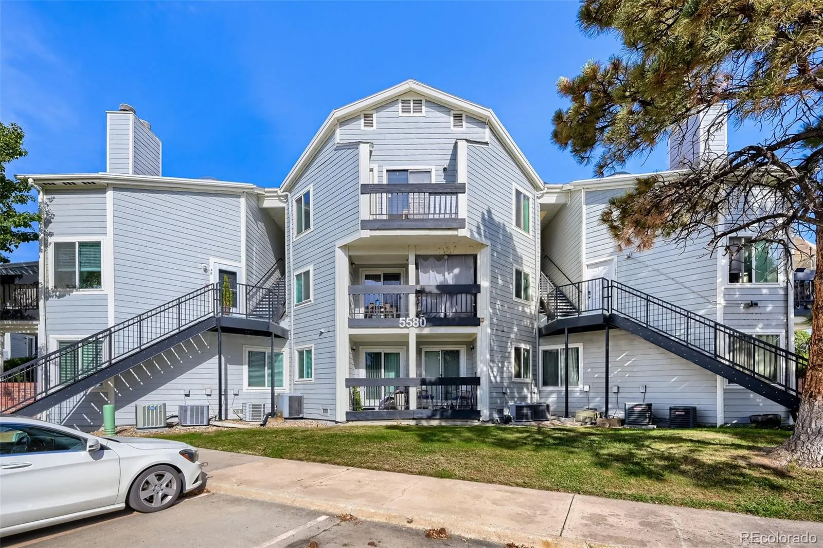 Arbor Pointe Condos