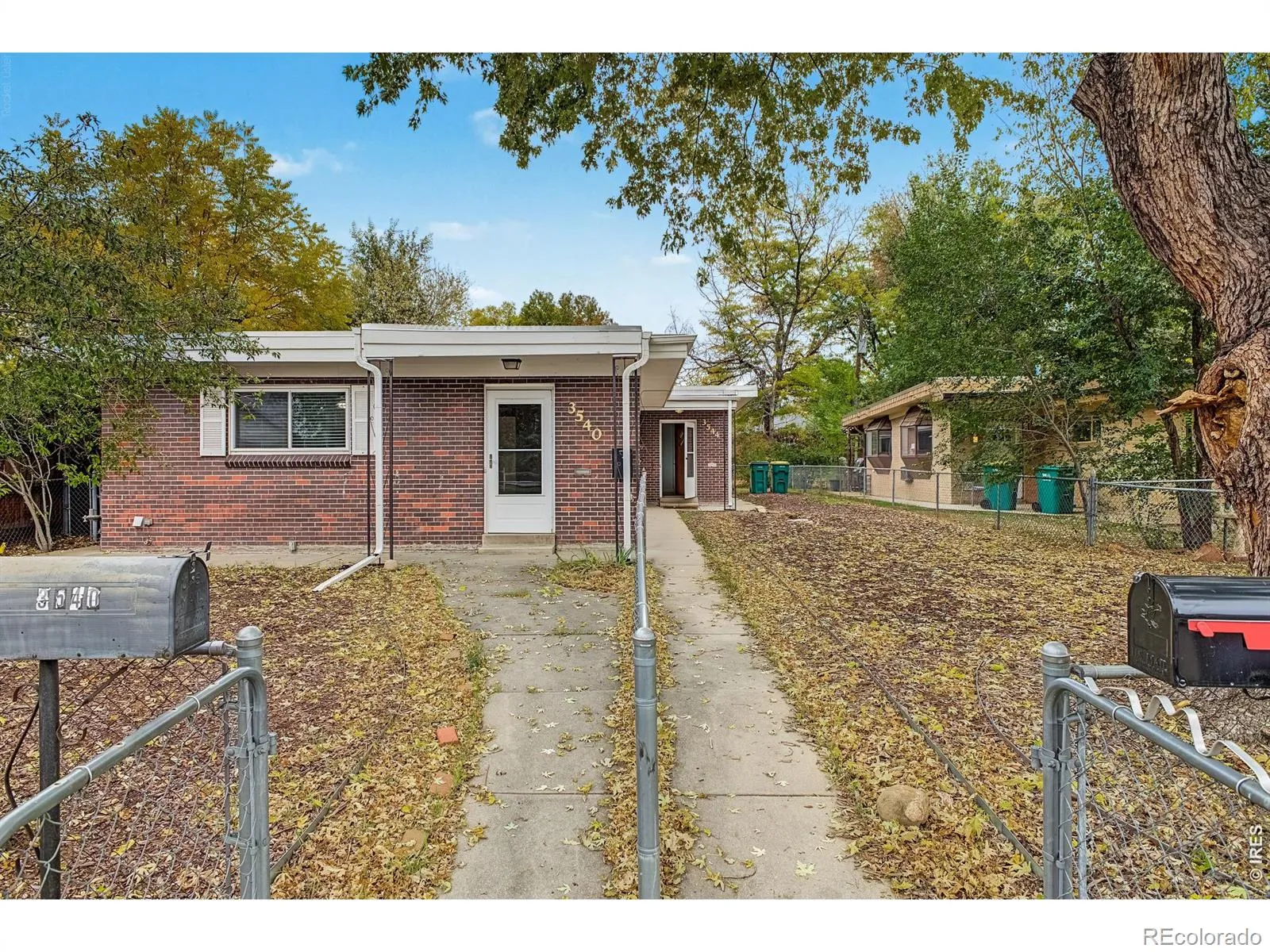 Higgins South Broadway Heights