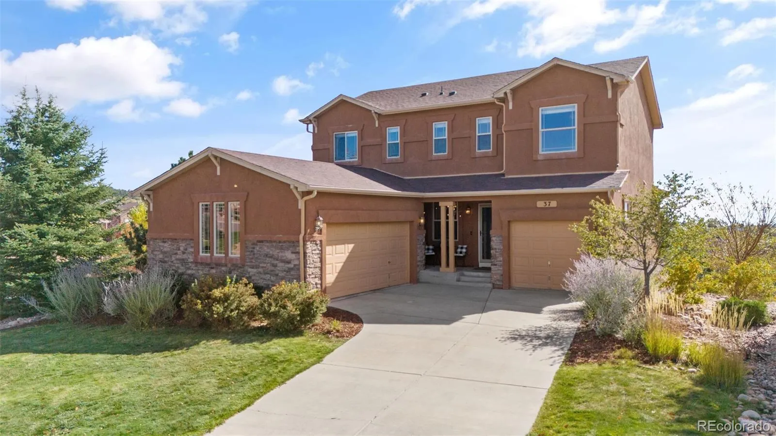 Promontory Pointe