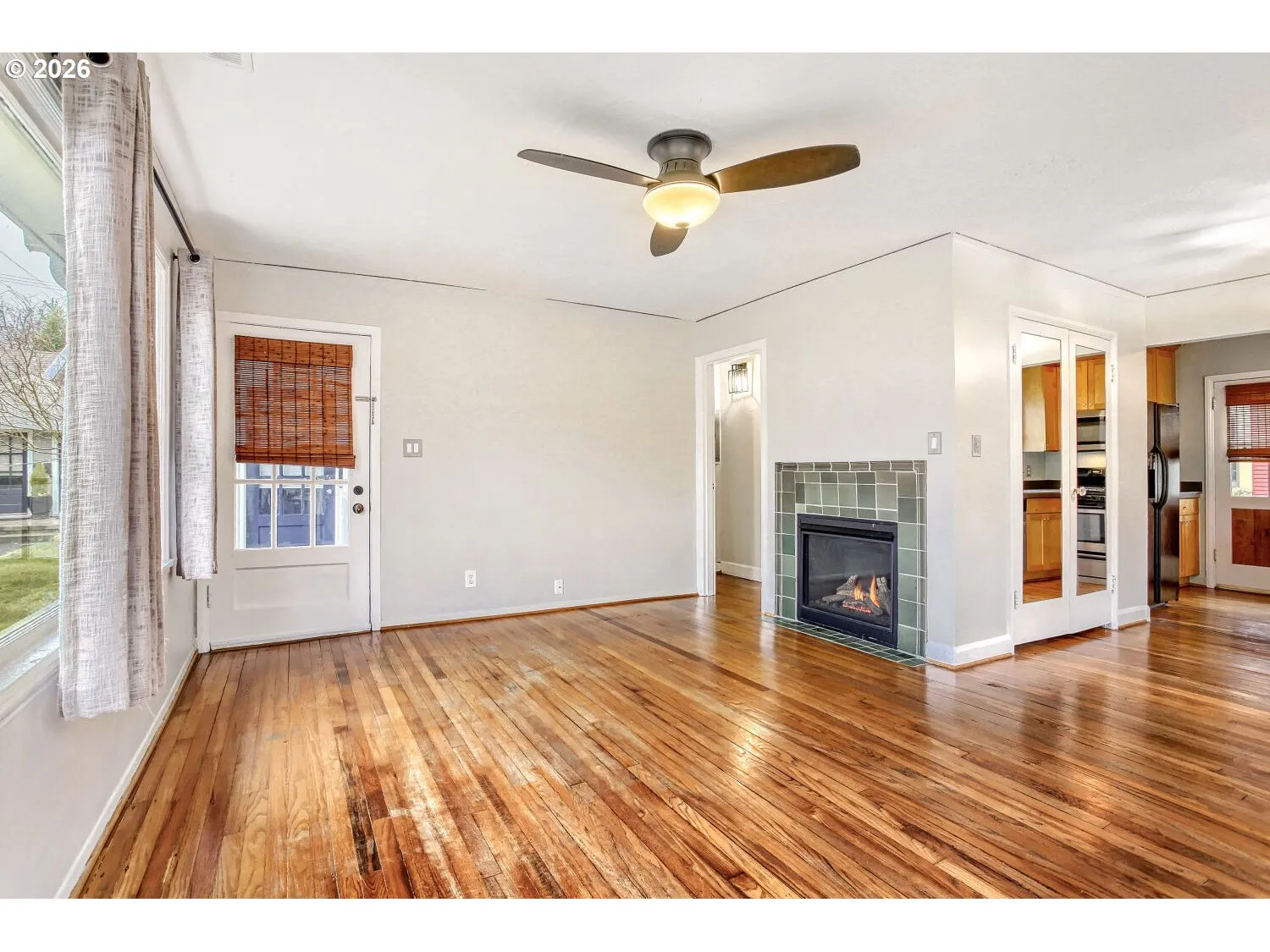 Living Room/Entrance-# 2