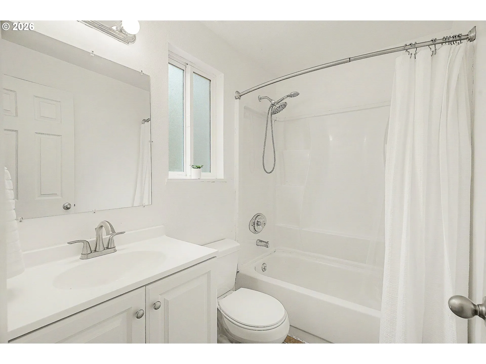 Bathroom-Upper