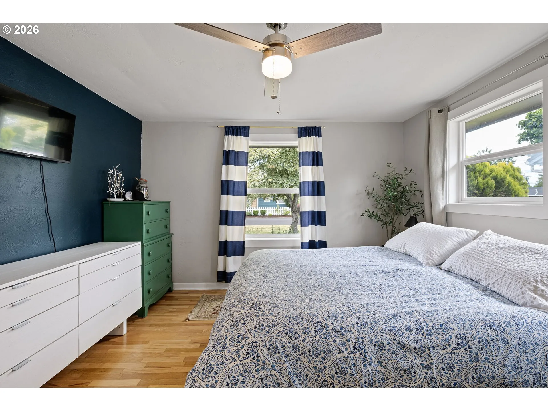 Bedroom, Primary