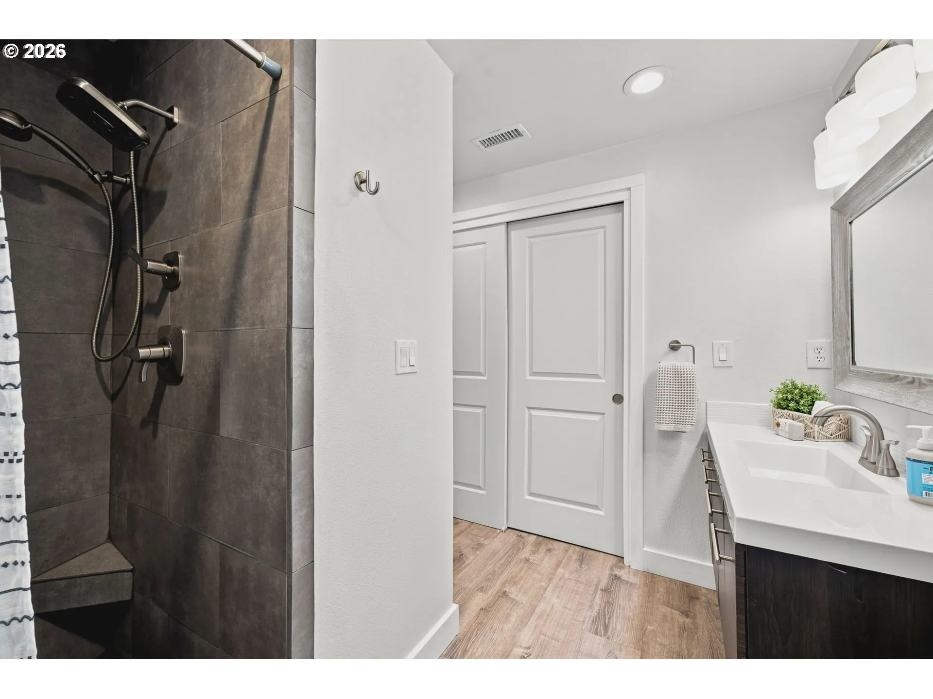 Bathroom, Attached-Walk in Shower