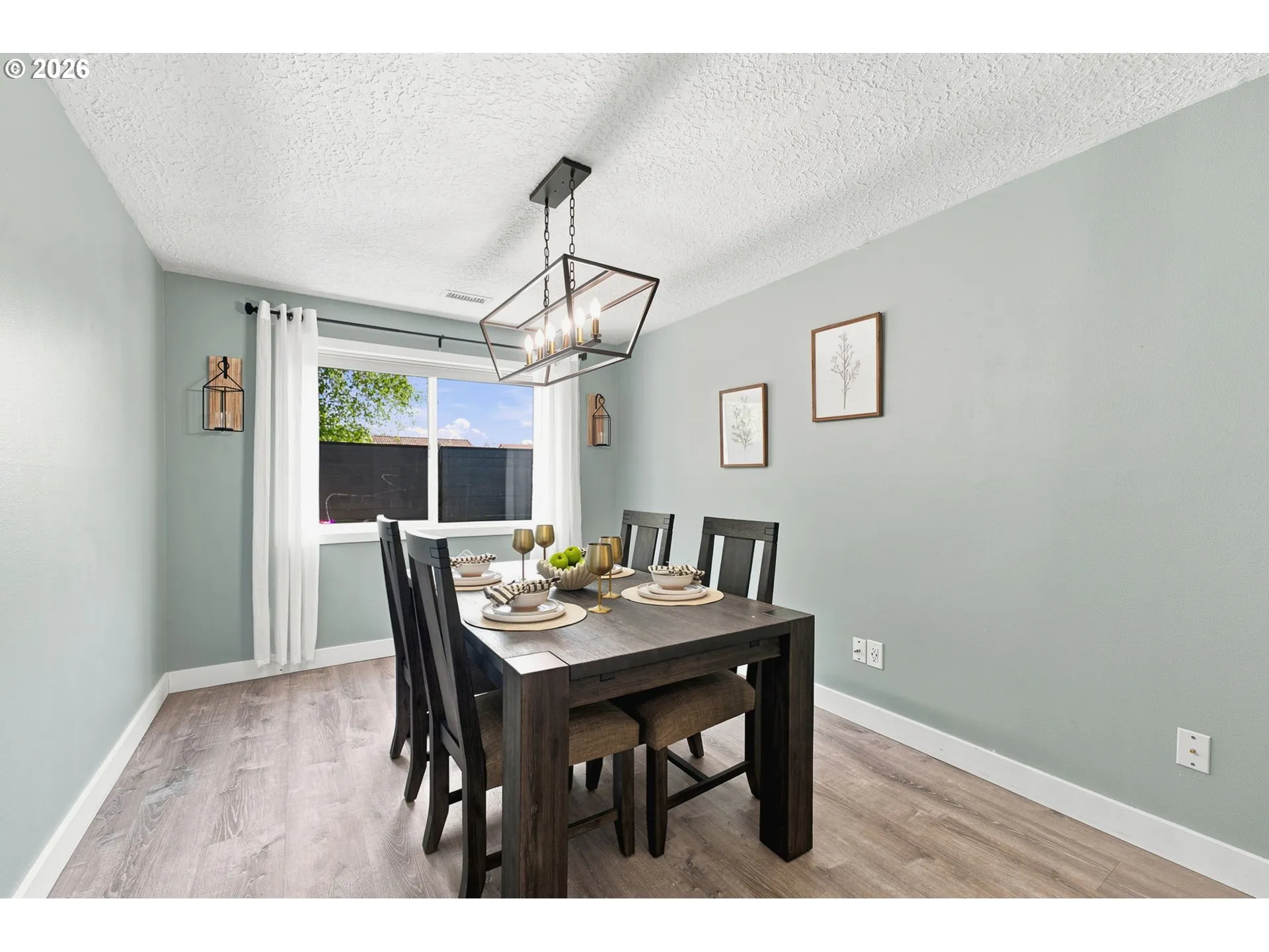 Dining Room-Formal