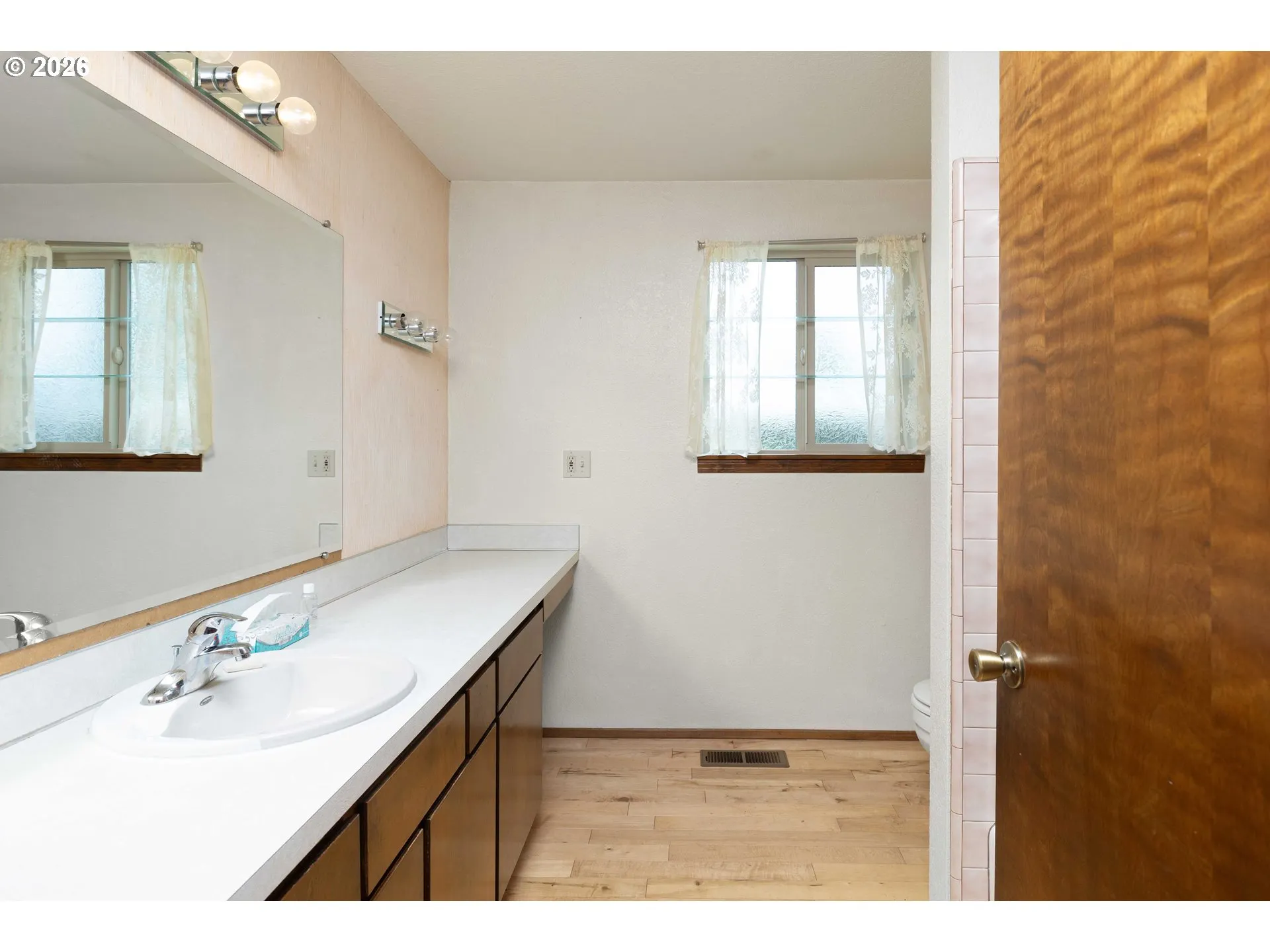 Bathroom-Hall