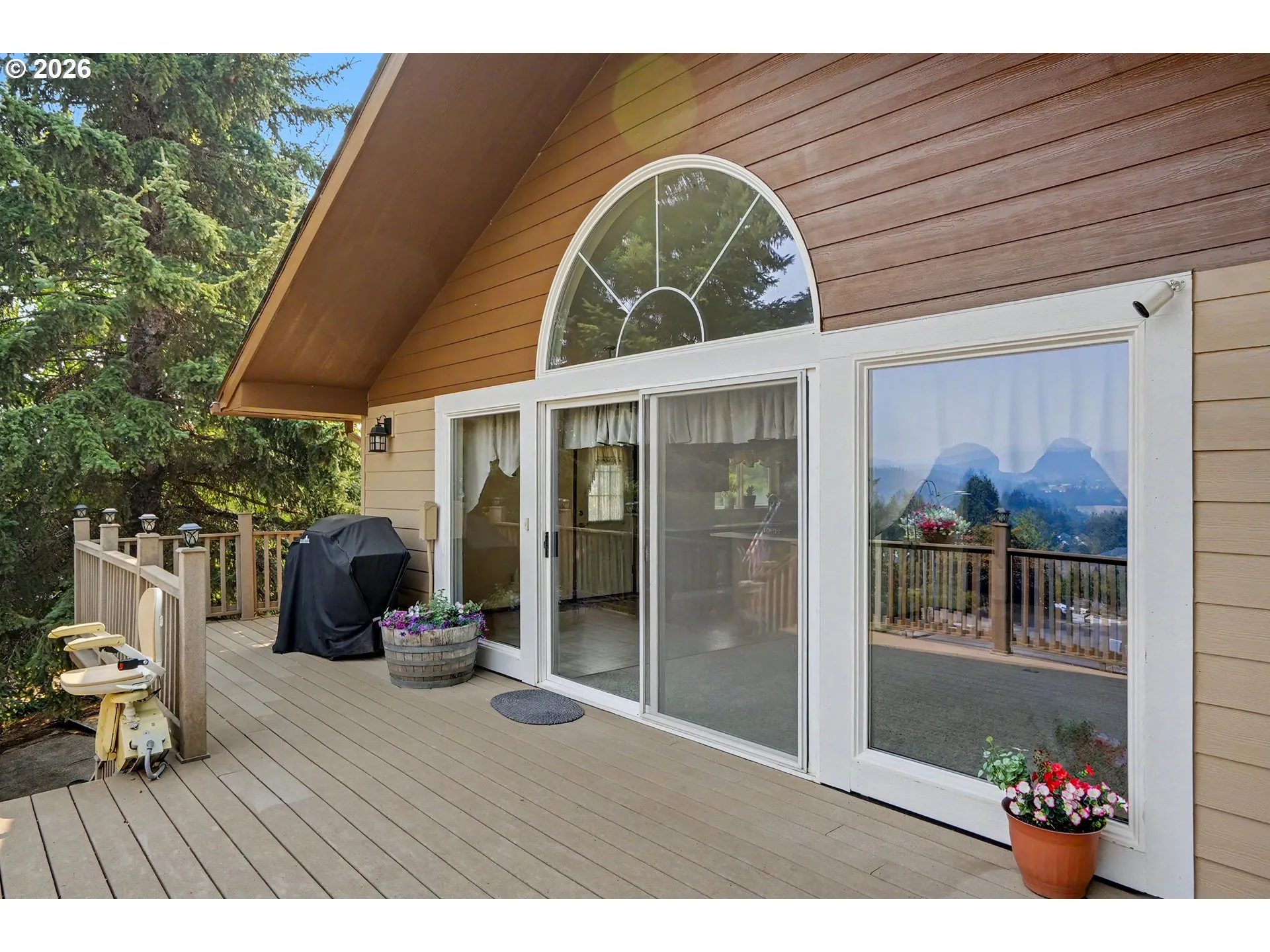 Deck-Upper