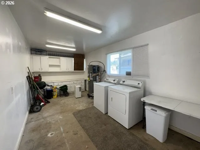 Laundry-Garage