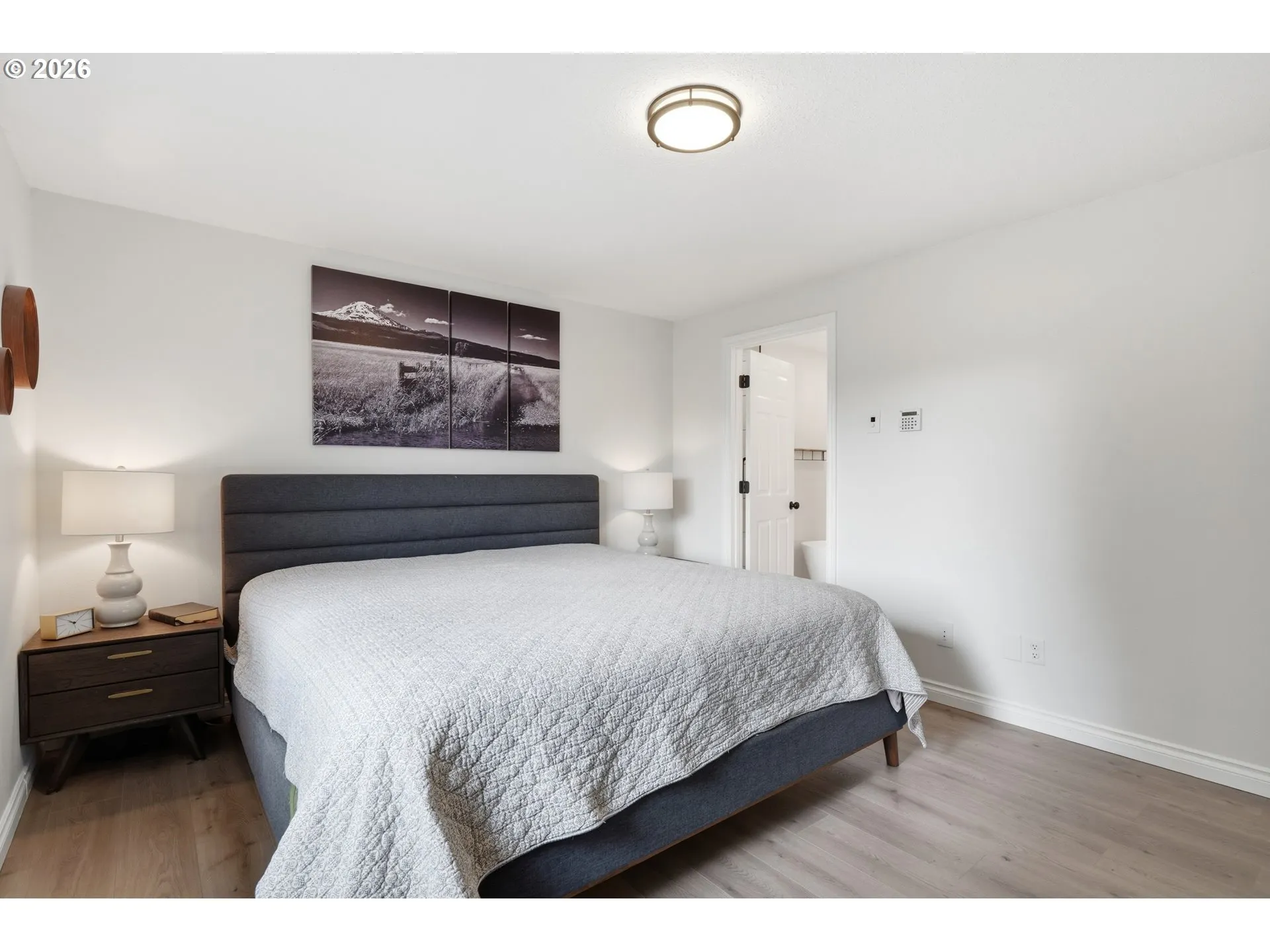 Bedroom, Primary