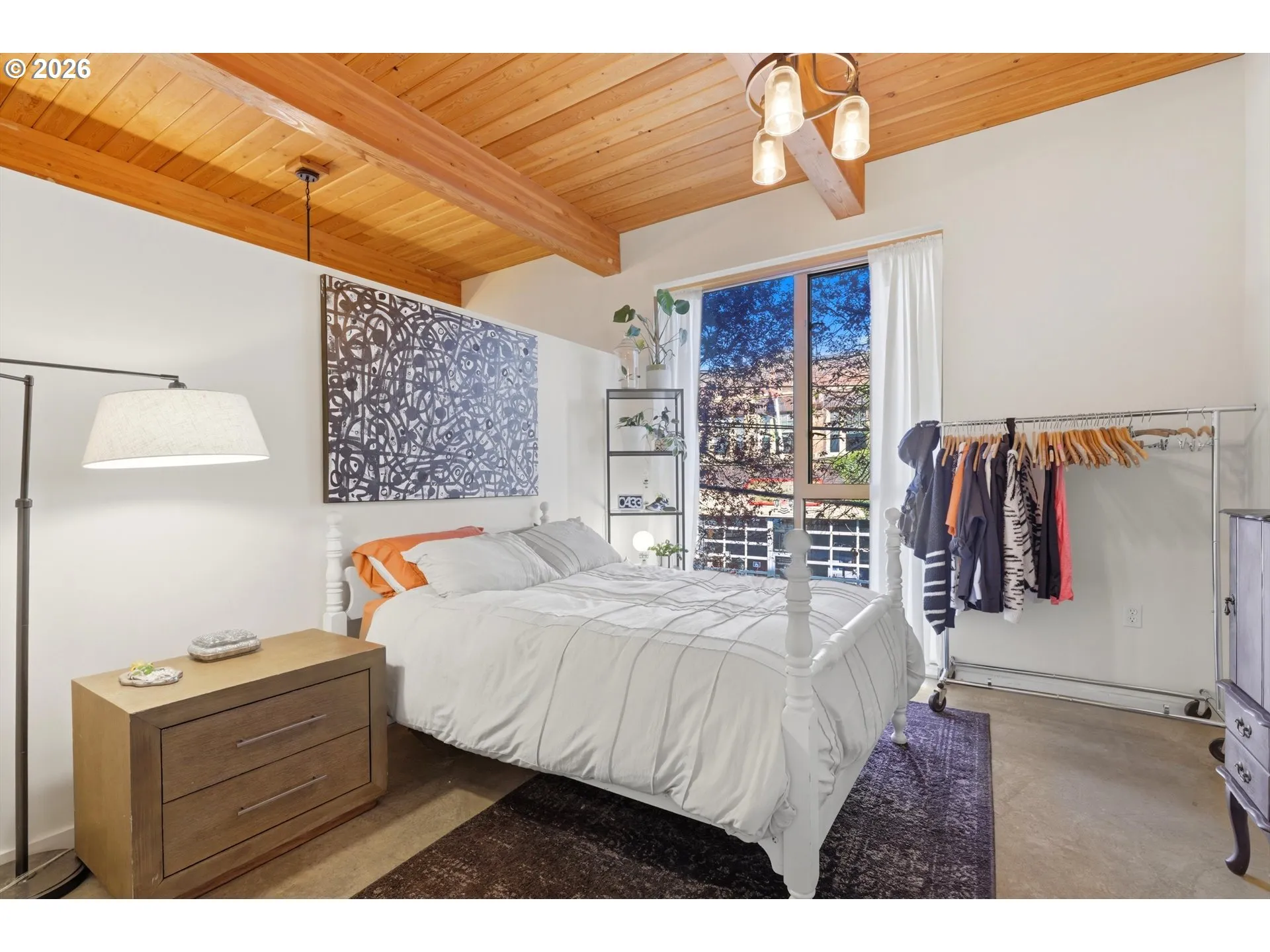 Bedroom, Primary