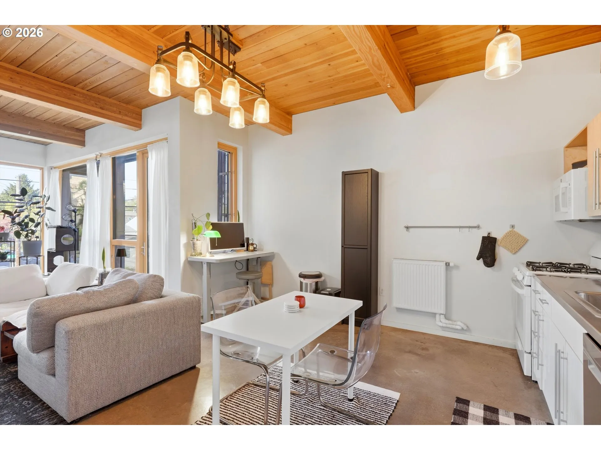 Kitchen/Living Room