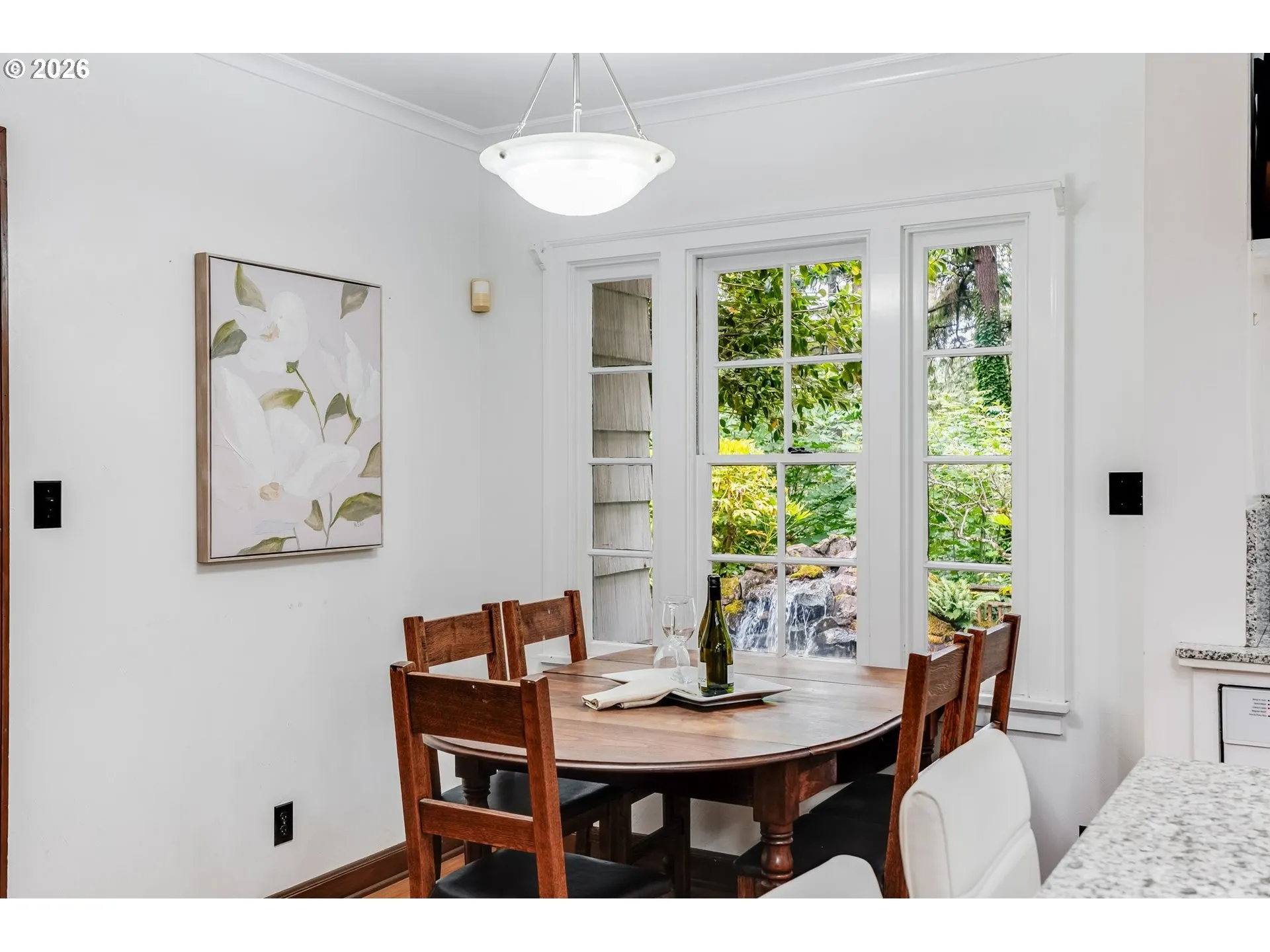 Kitchen-Eating Area