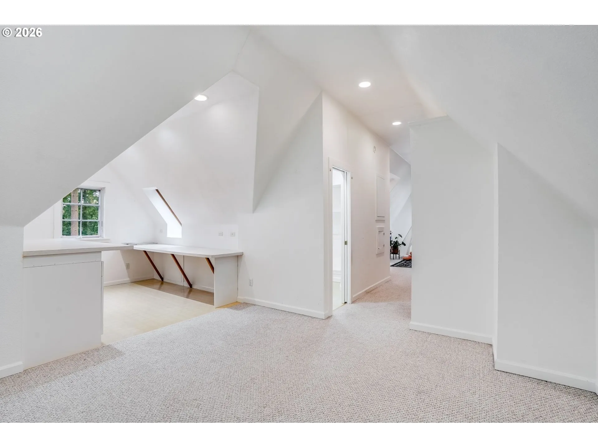 Bonus Room-Upper