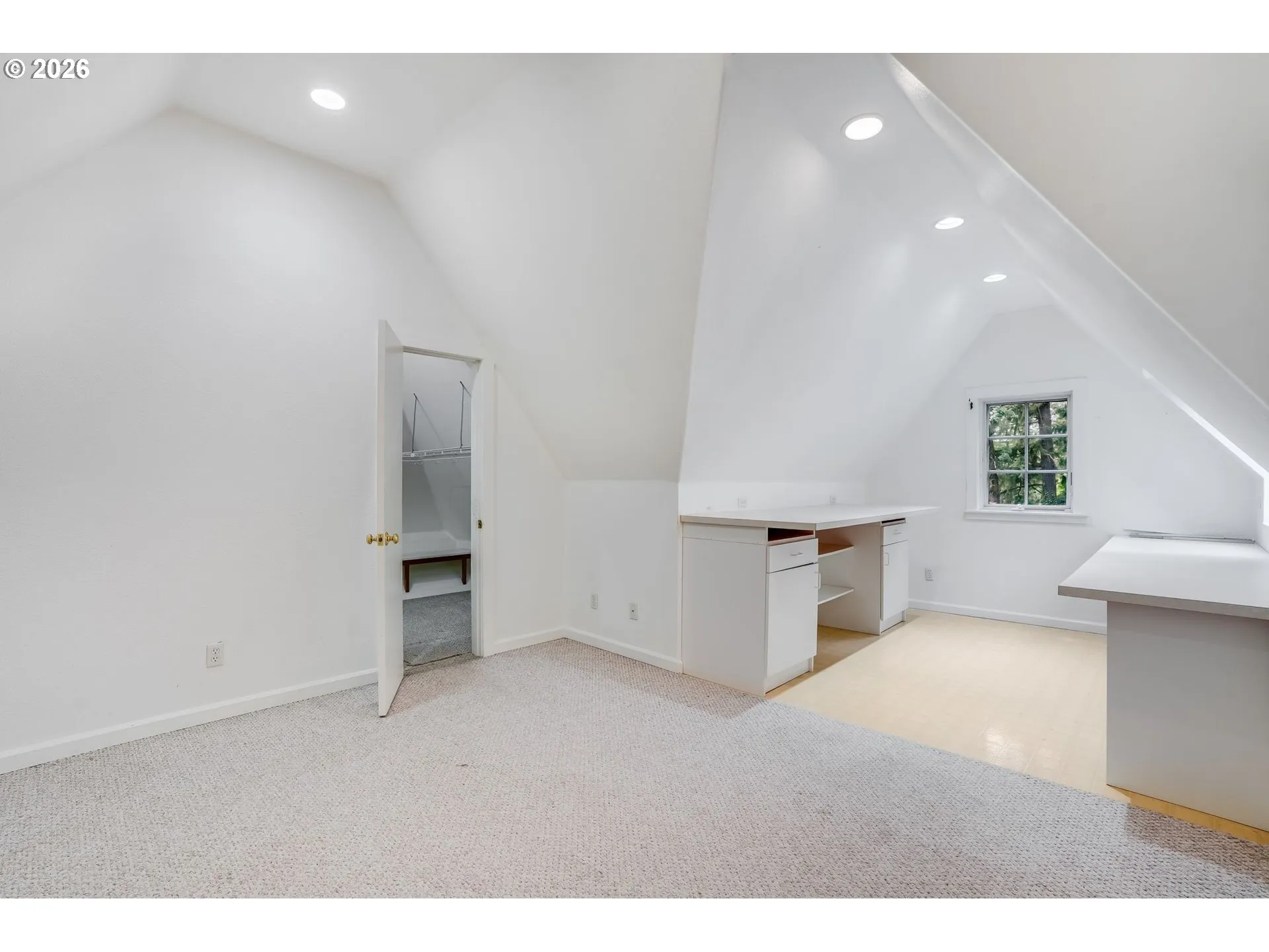Bonus Room-Upper