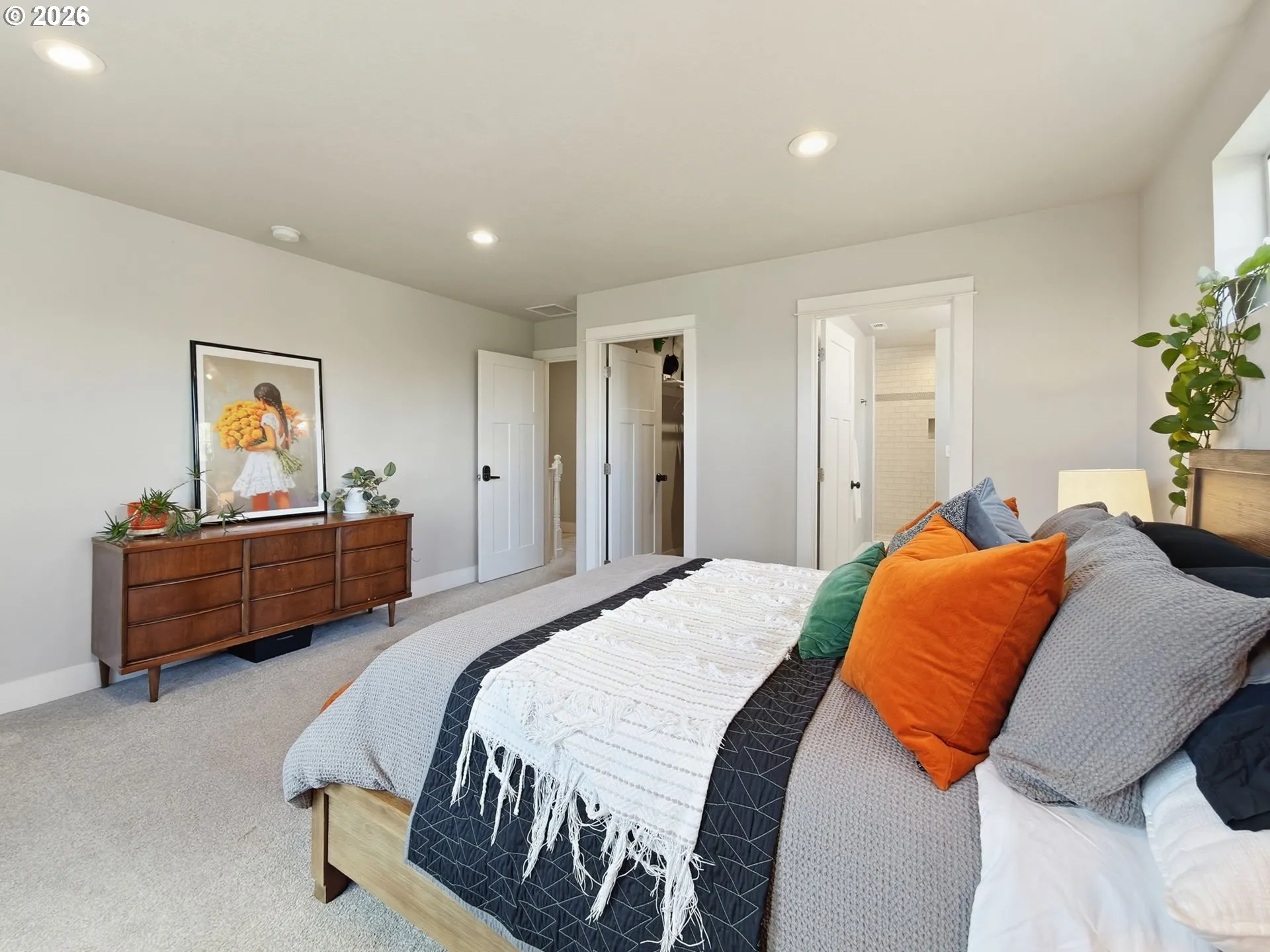 Primary Bedroom-Upper