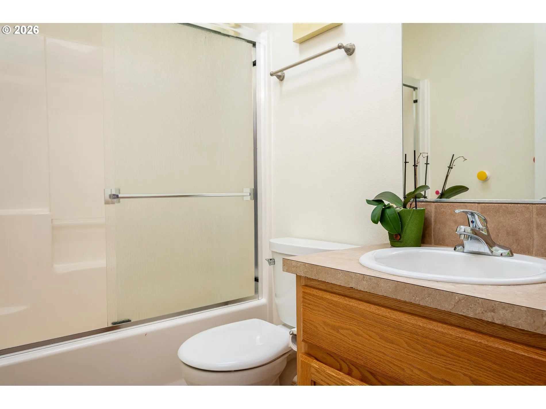 Bathroom-Upper