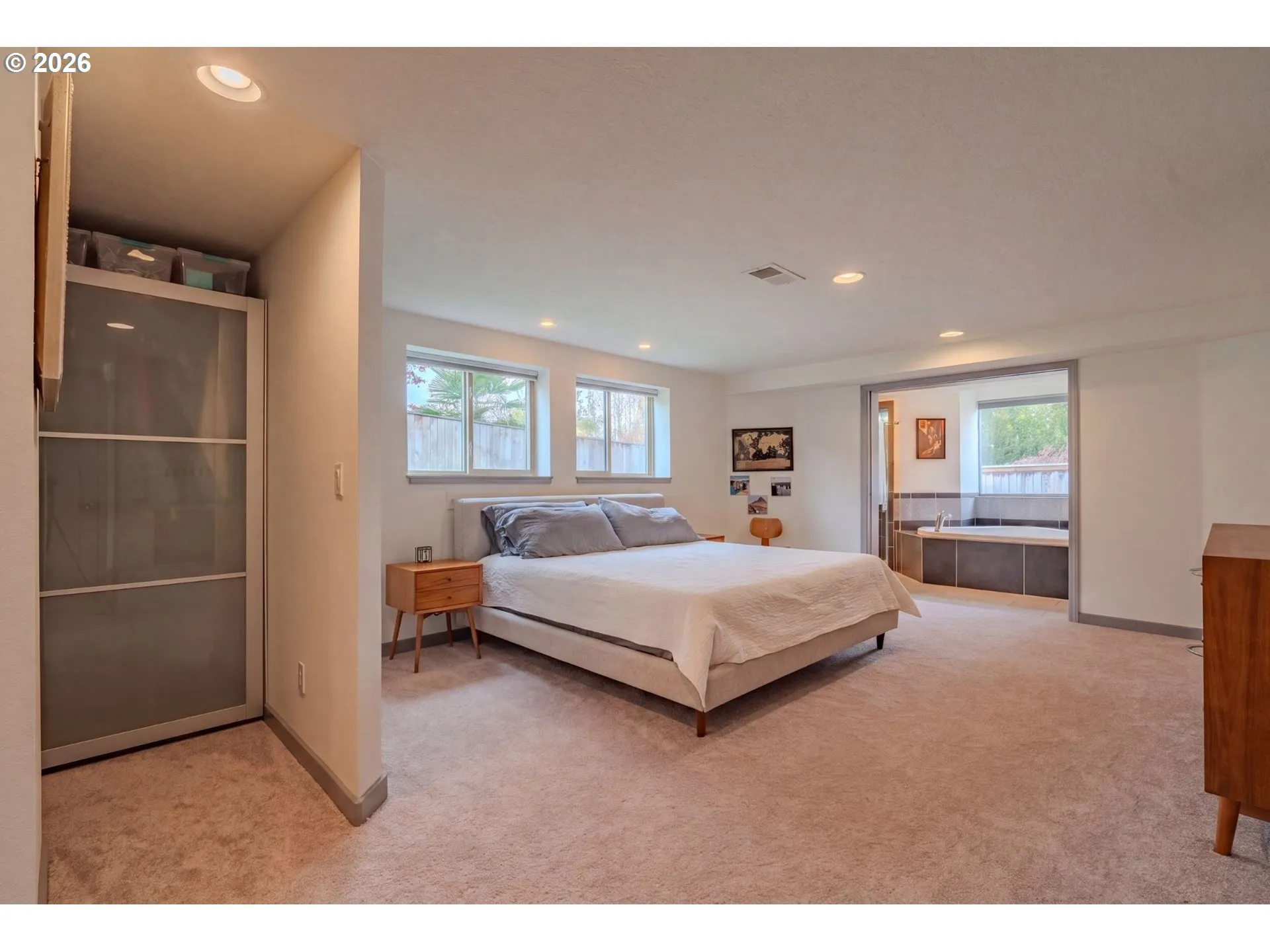 Primary Bedroom-Lower