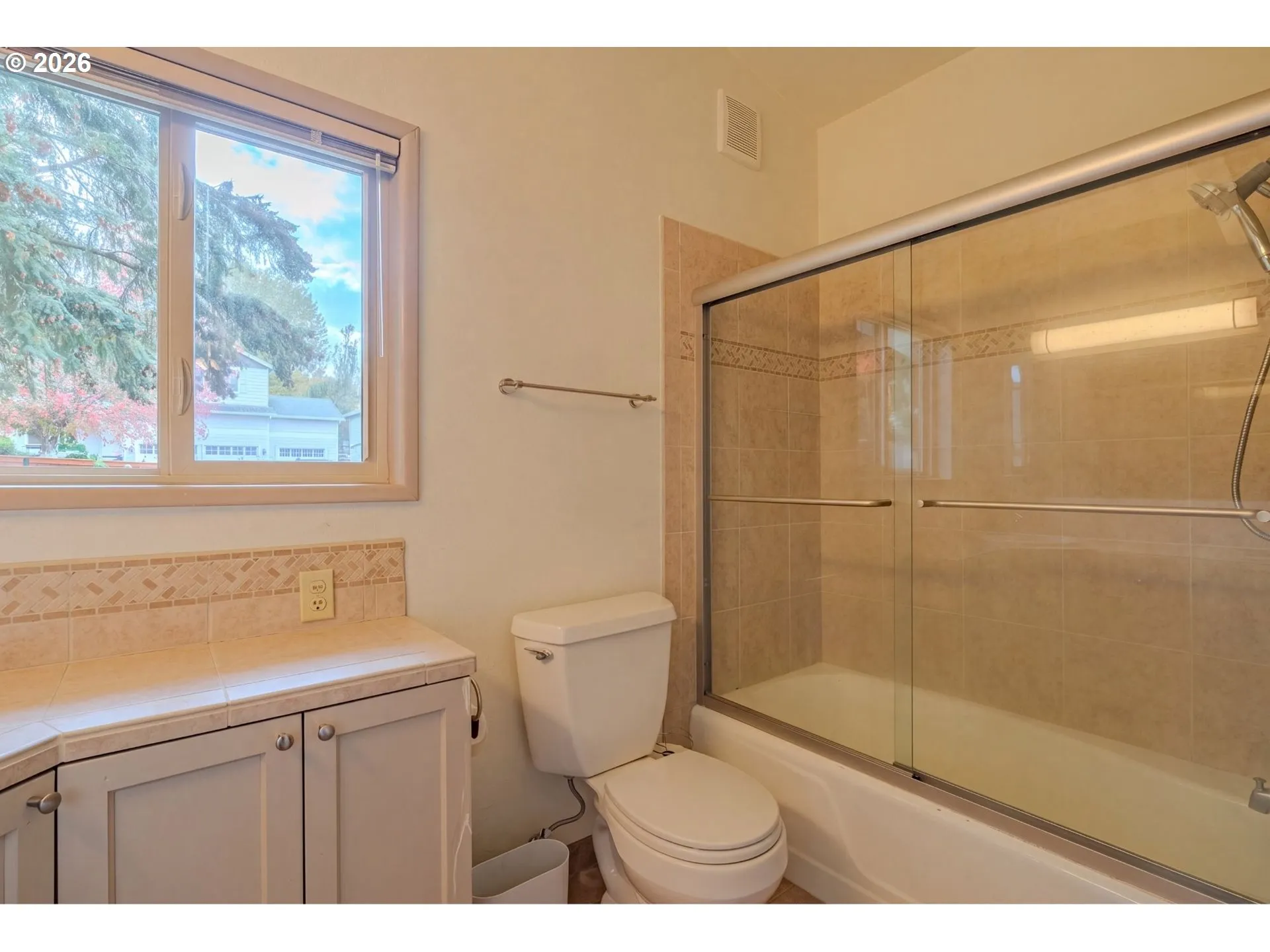 Bathroom-Upper