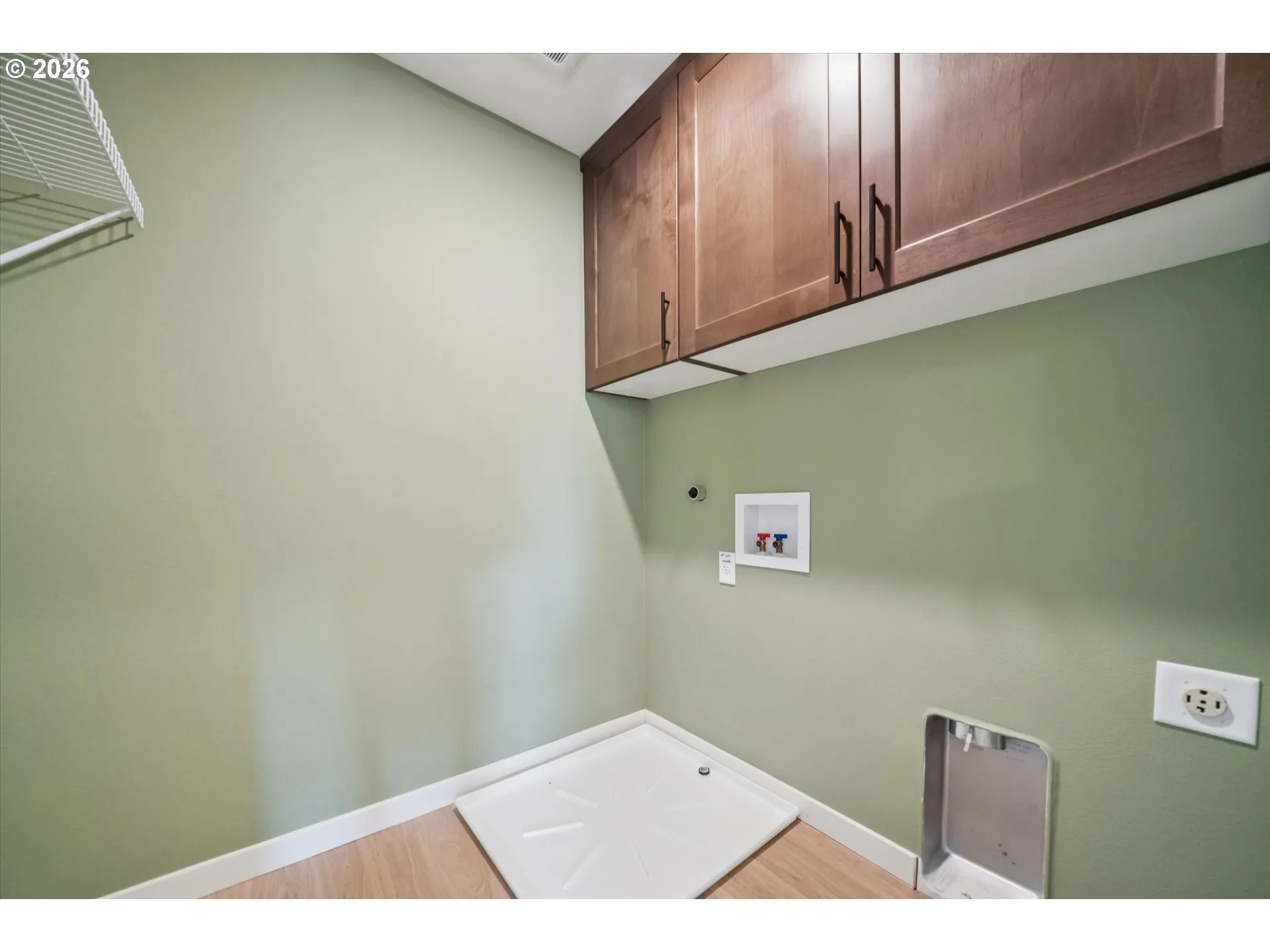 Laundry-Upper
