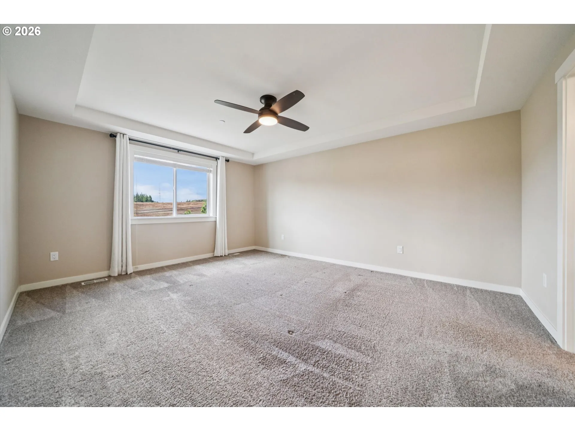 Primary Bedroom-Upper