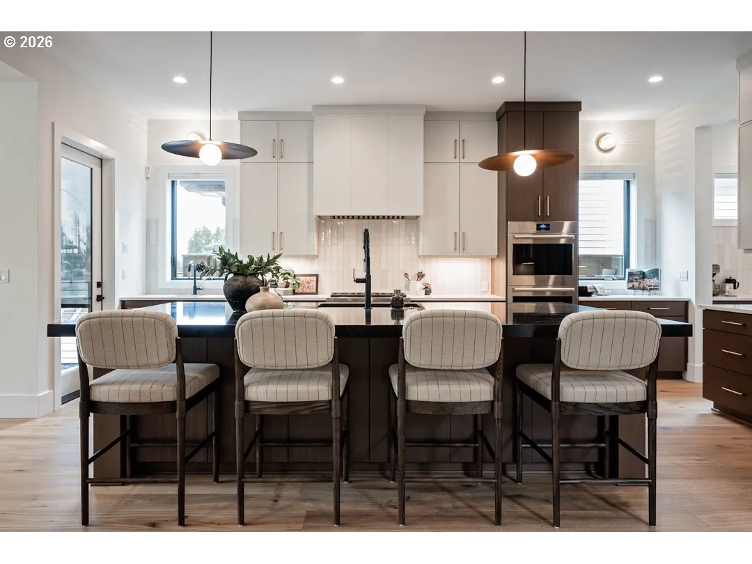 Kitchen-Island