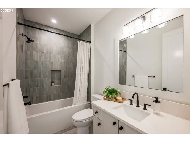 Bathroom-Hall