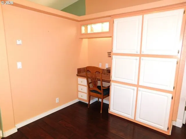 Built-In Cabinets