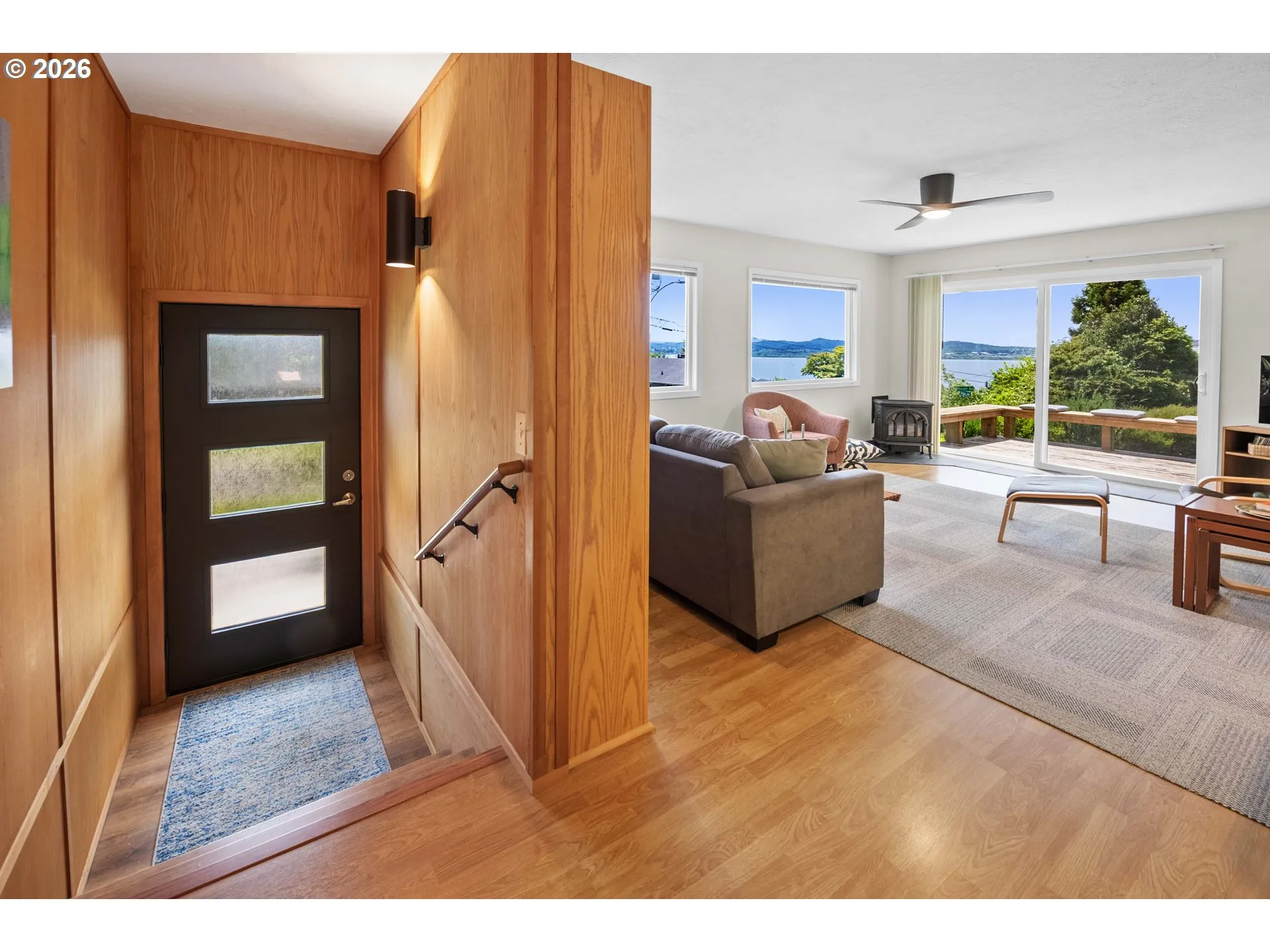 Entrance/Foyer