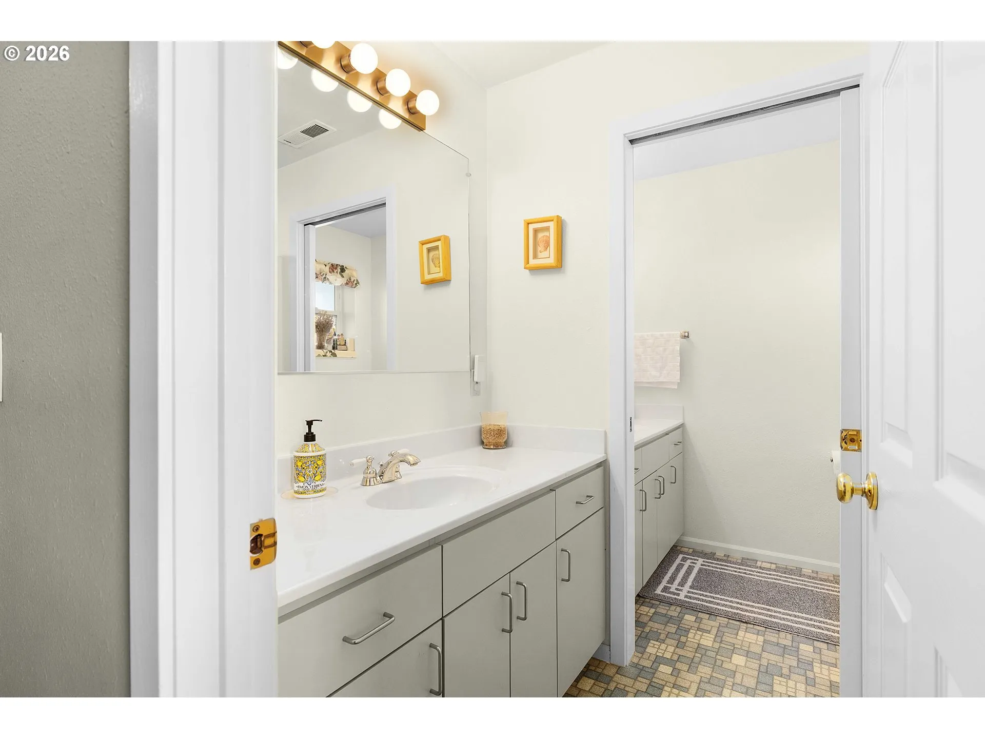 Bathroom-Lower